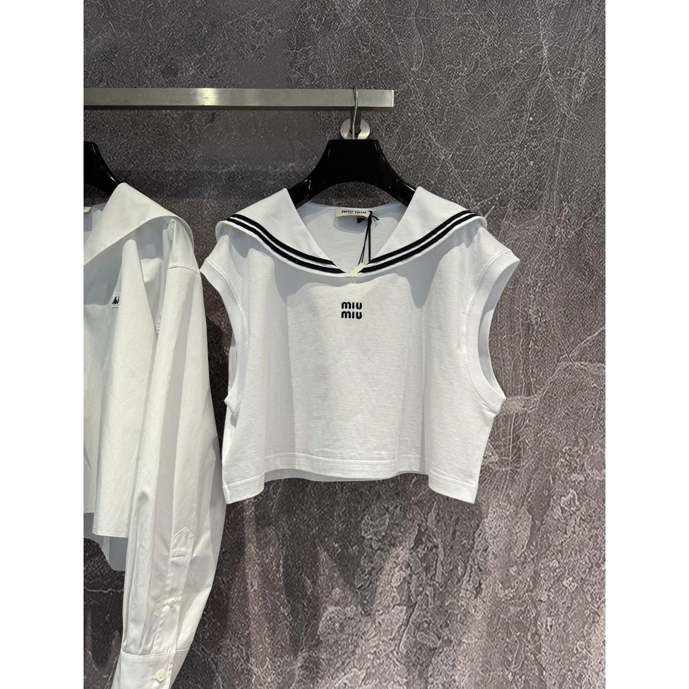 White Cotton Women Crop Vest