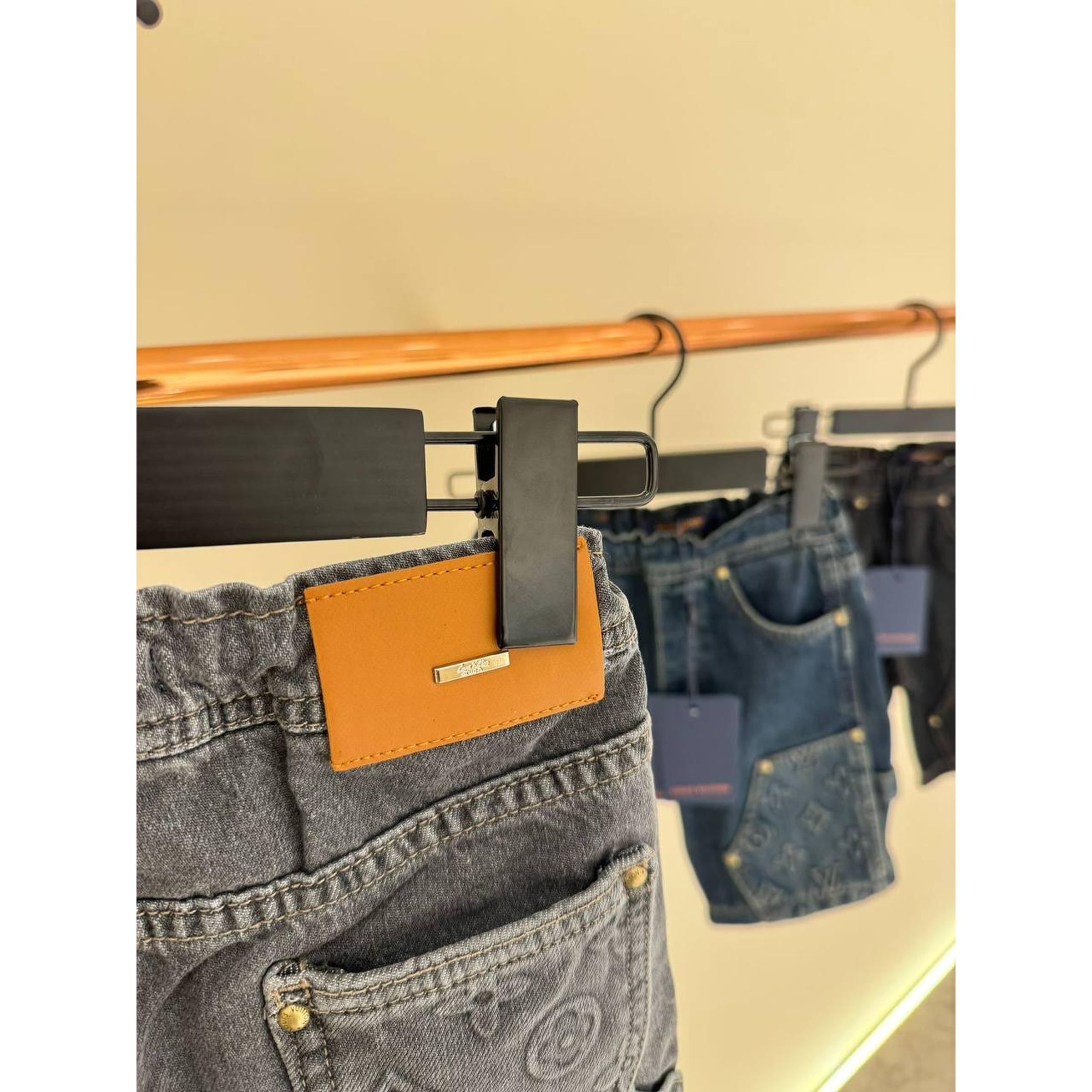 Dječje kratke hlače s monogramom