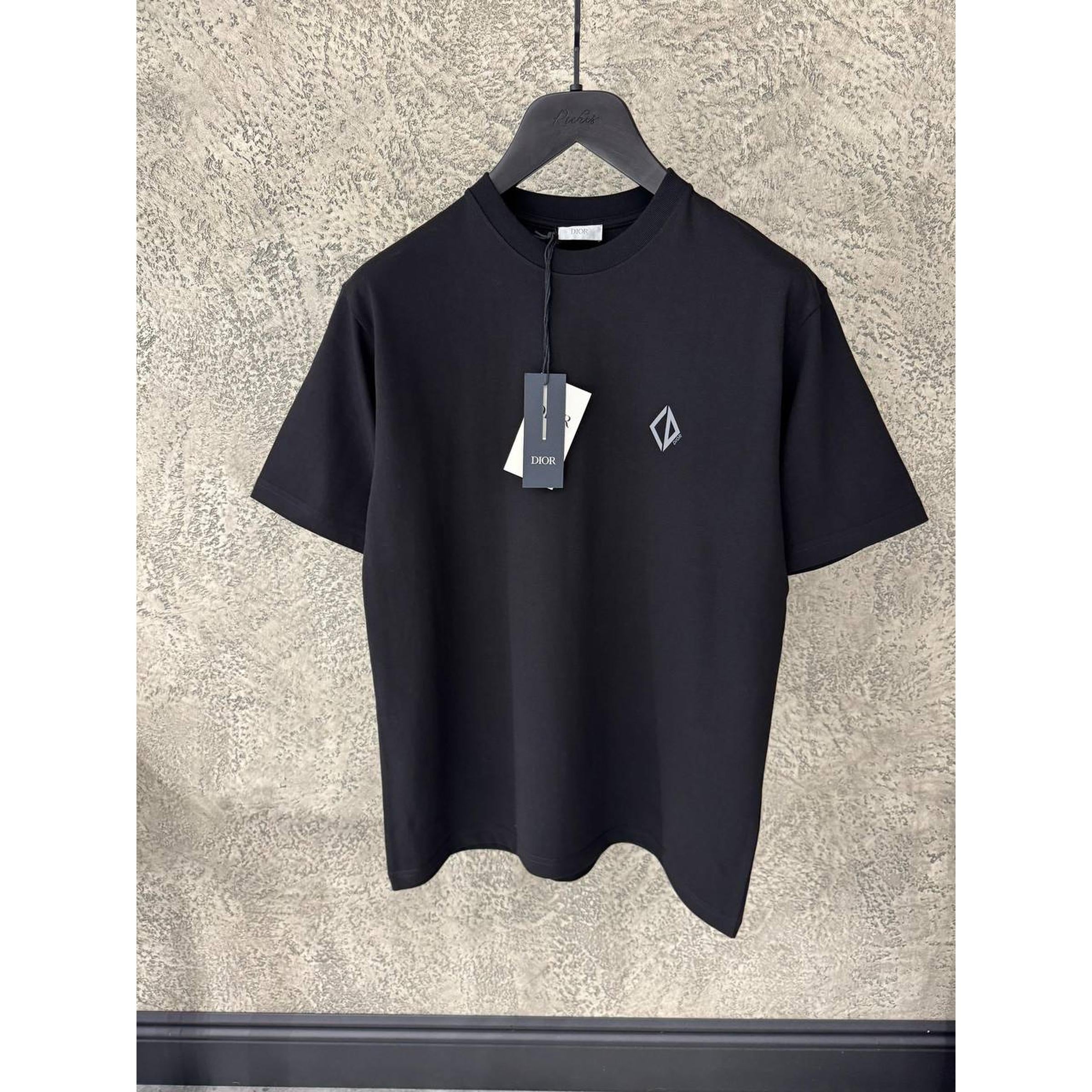 Černé nadměrné bavlněné tričko