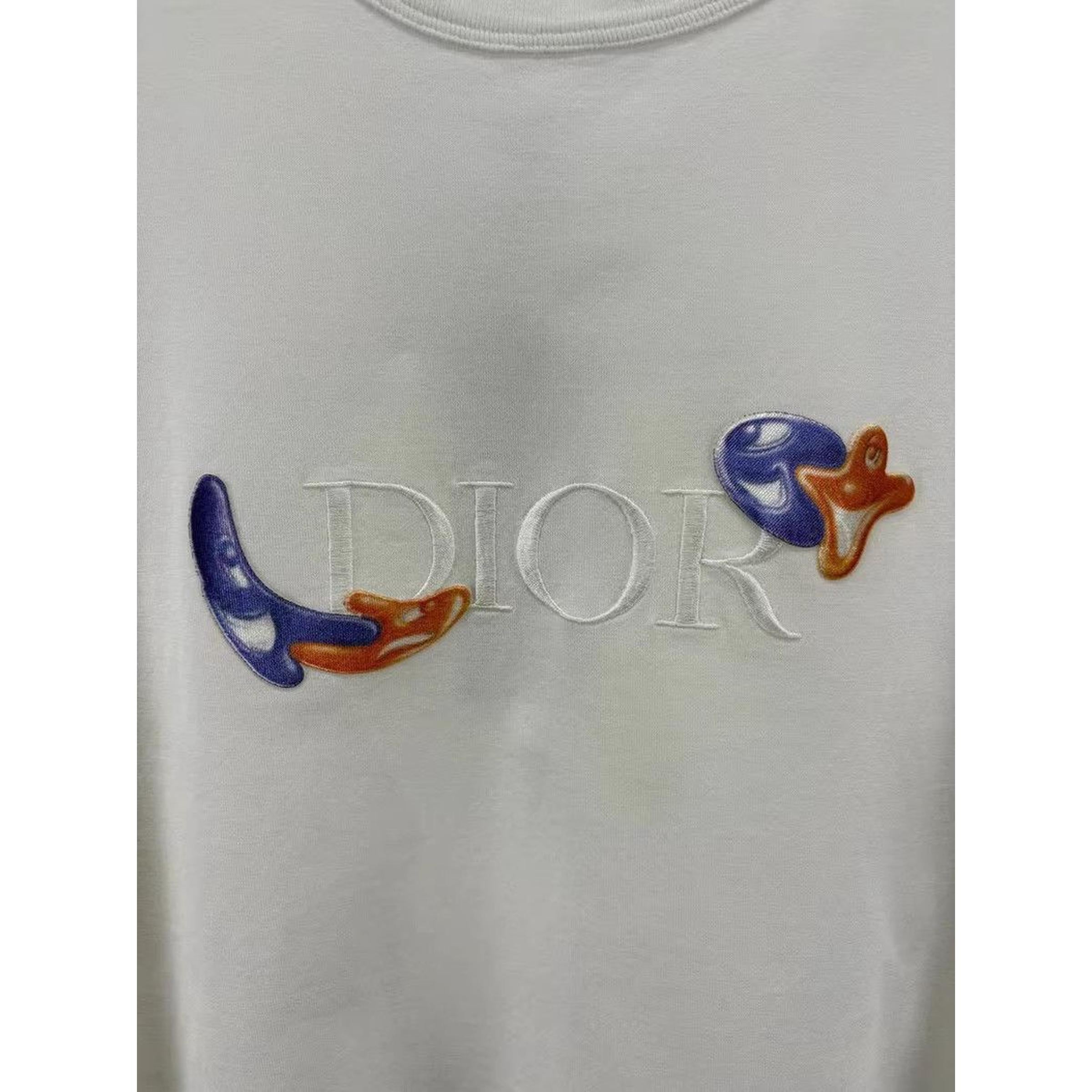 Bílé nadměrné tričko