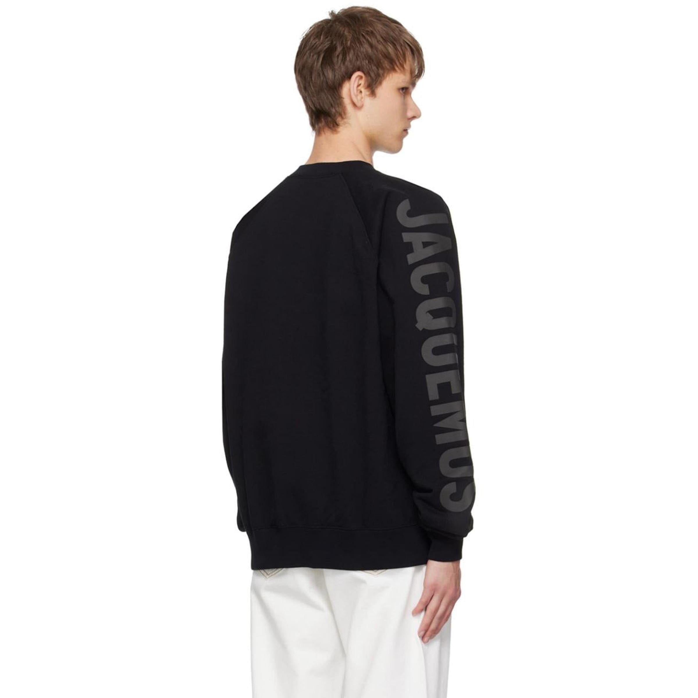 Crno-bijela predimenzionirana bluza