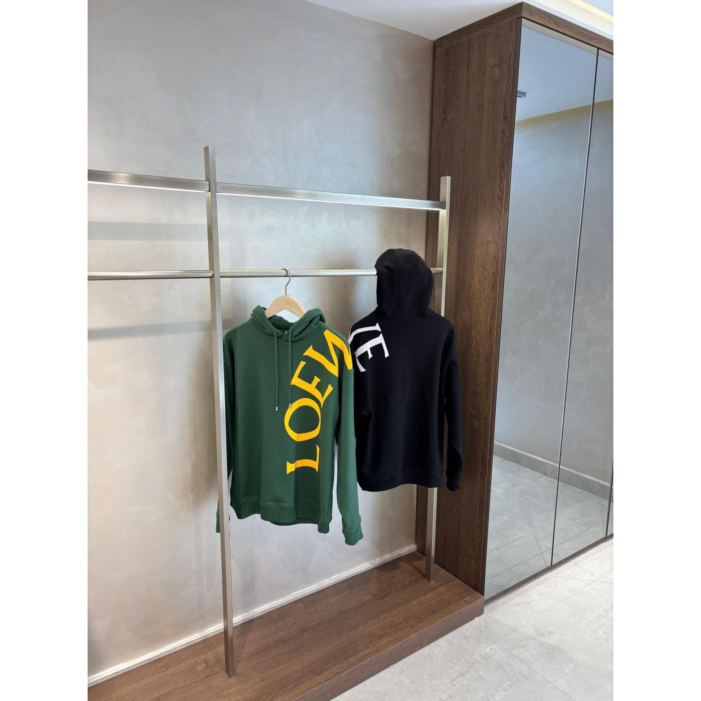 Crno-zelena prevelika majica s kapuljačom