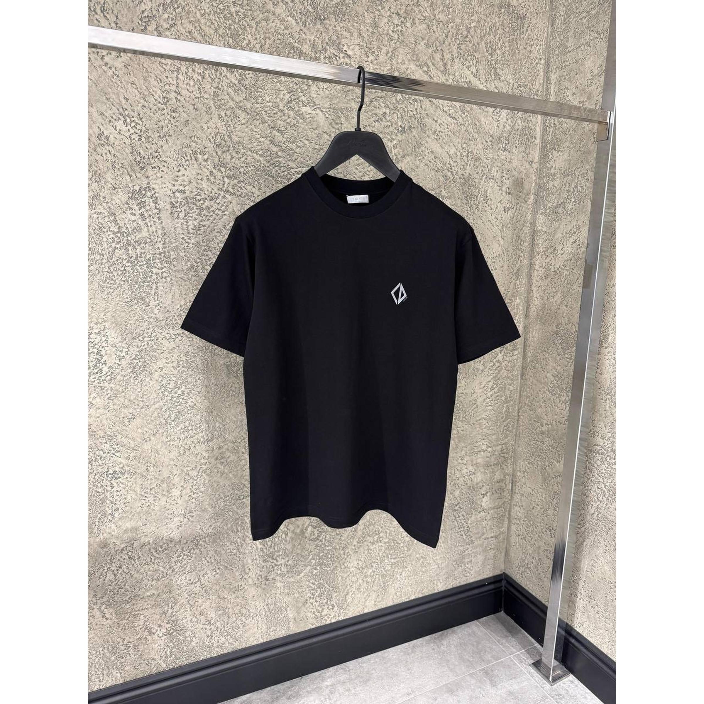 Černé nadměrné bavlněné tričko