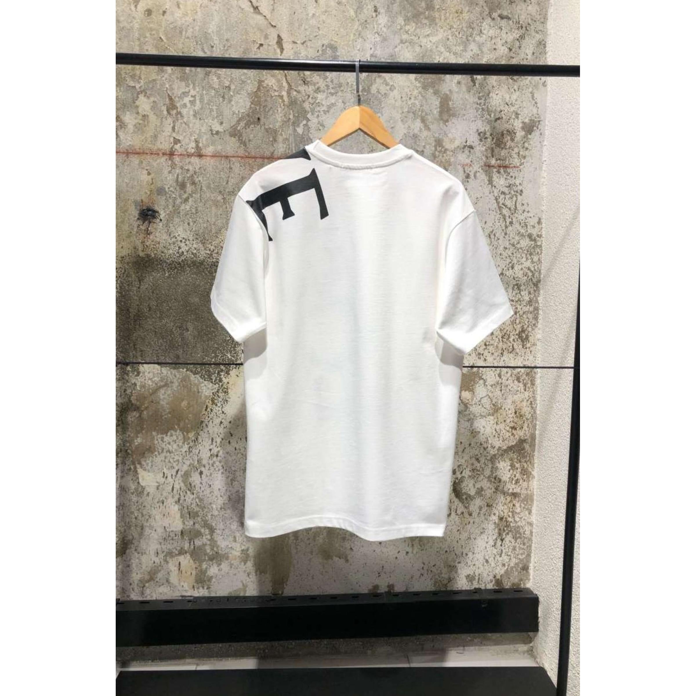 Bijela predimenzionirana majica kratkih rukava