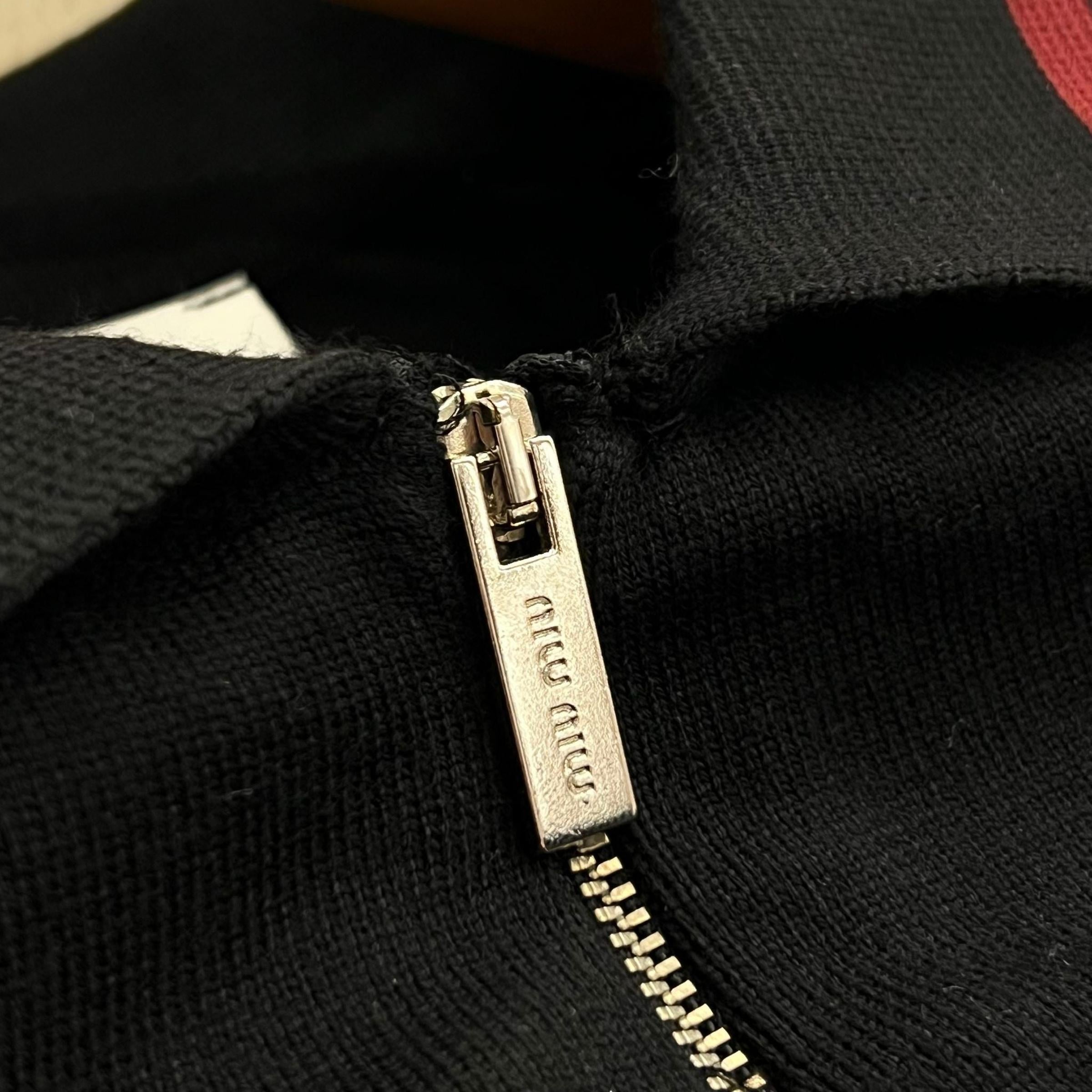 Black Women Knitted Zipper Set in 2 Pieces