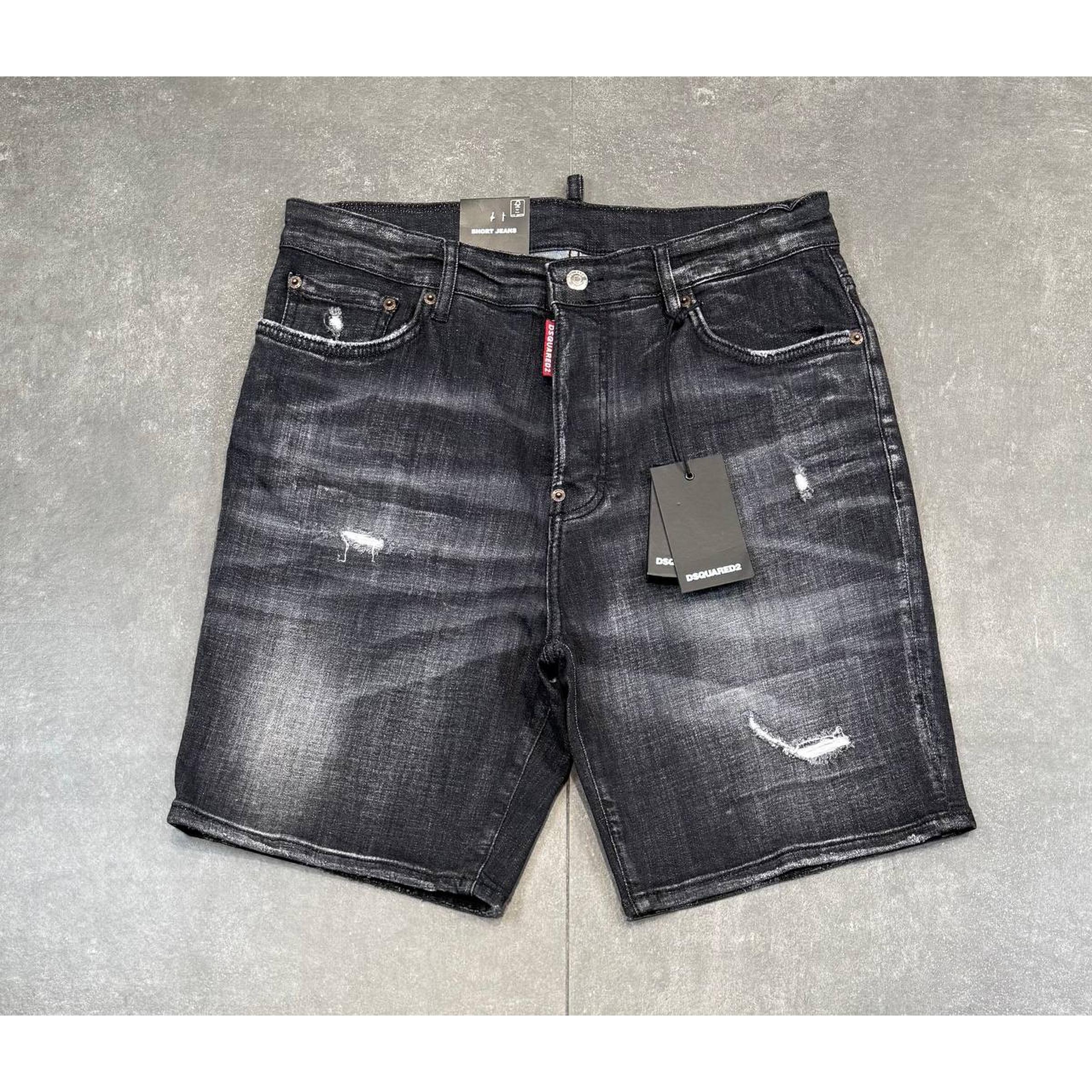 Černé roztrhané džínové kraťasy