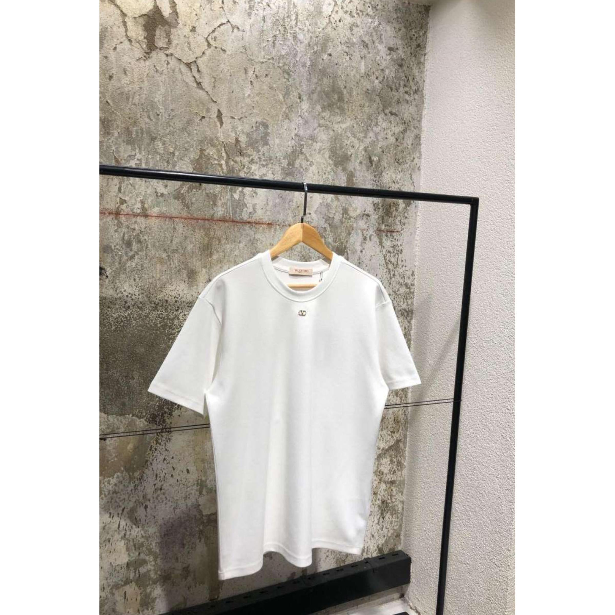 White Cotton T-shirt with Metal Logo