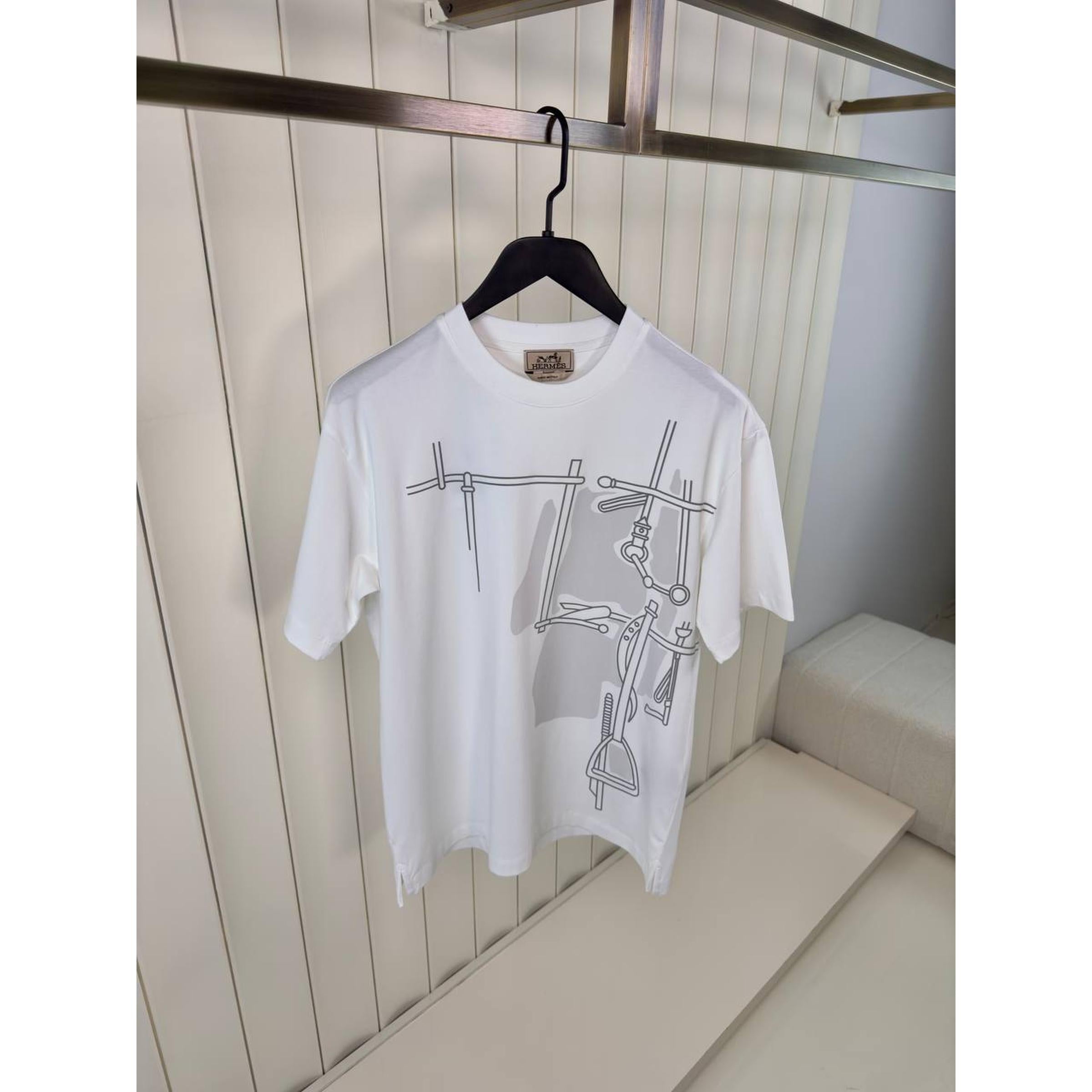 White Oversized T-shirt