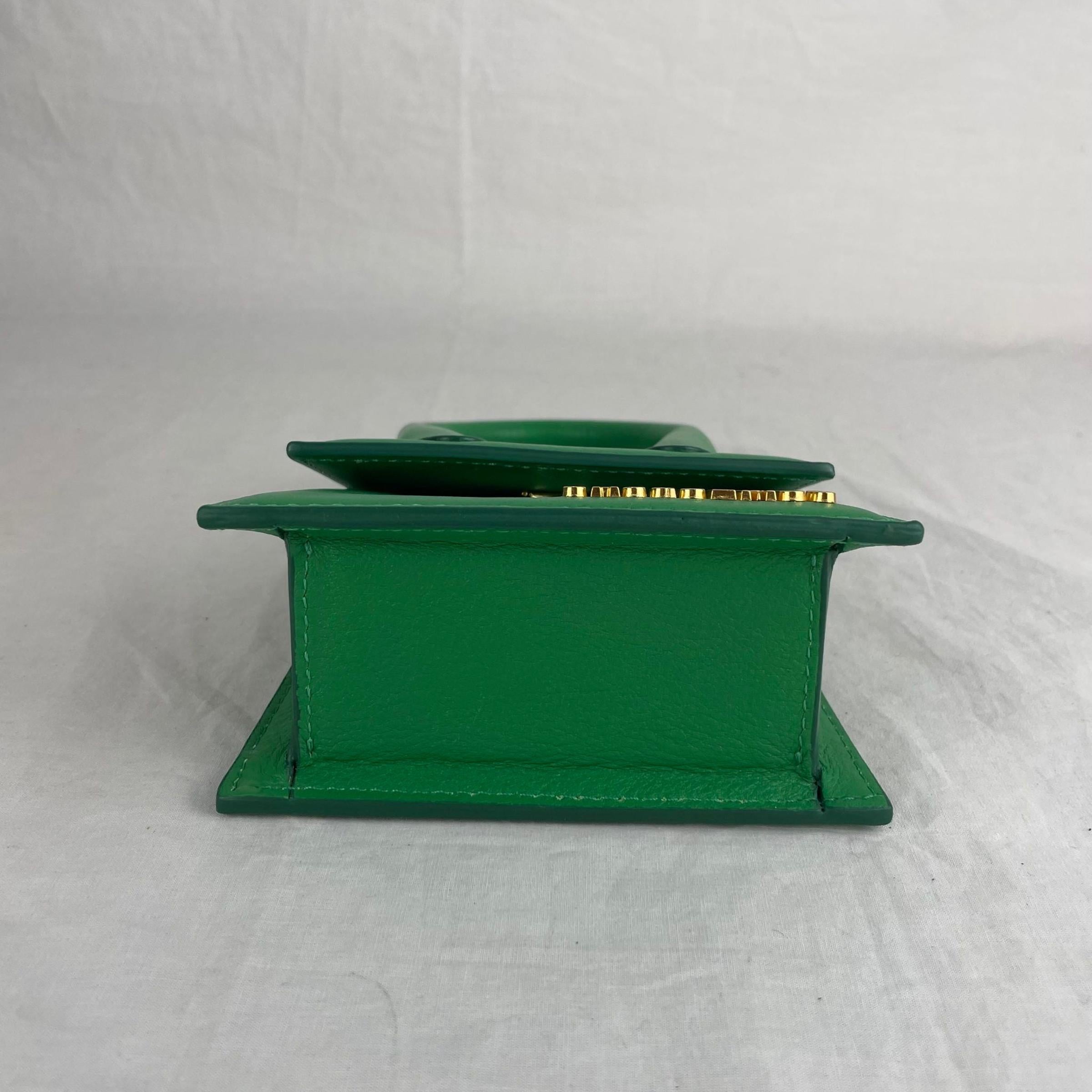 Zelena ženska mini torba od prave kože