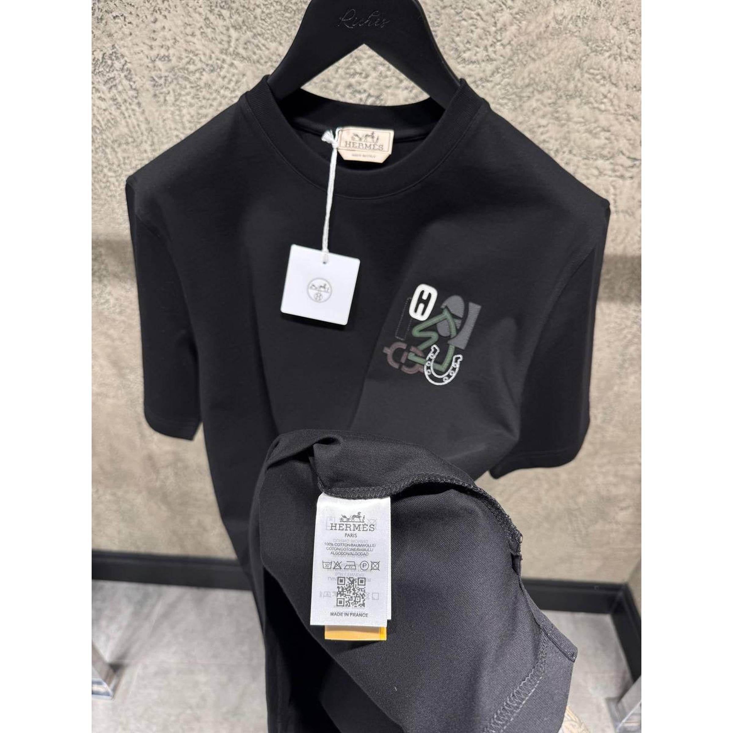 Black Oversized T-Shirt