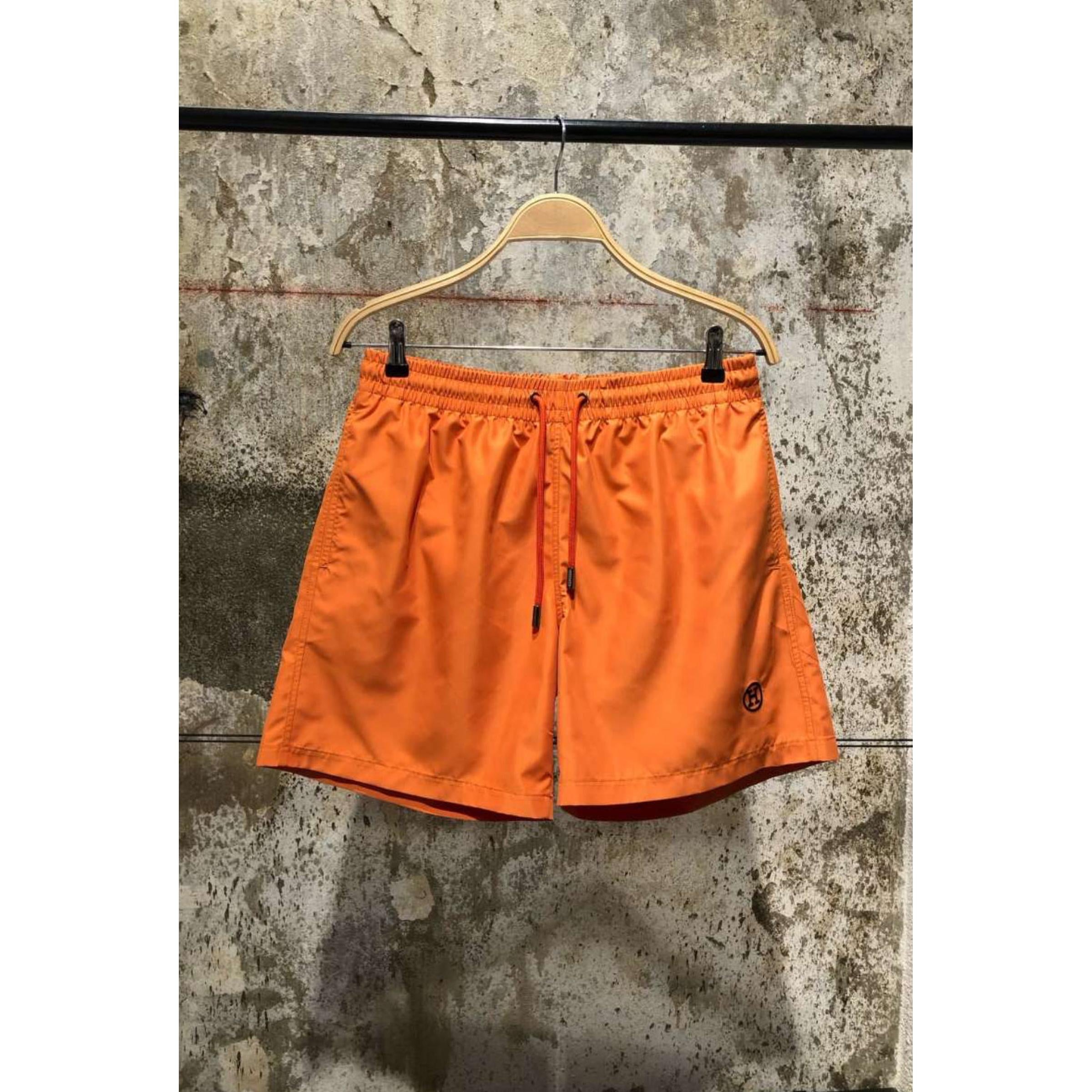 Narančasti kupaći kostimi