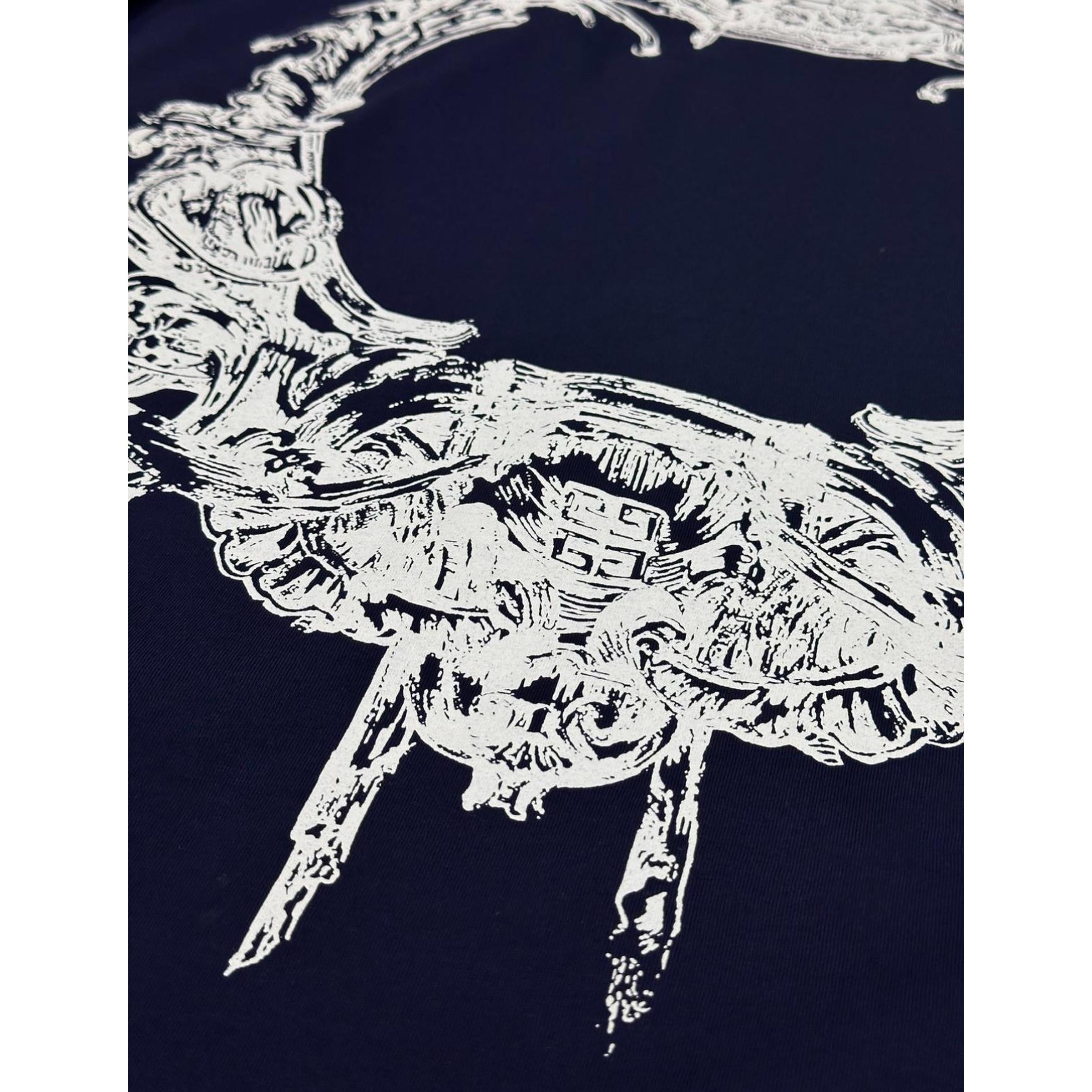 Tmavě modré nadměrné tričko