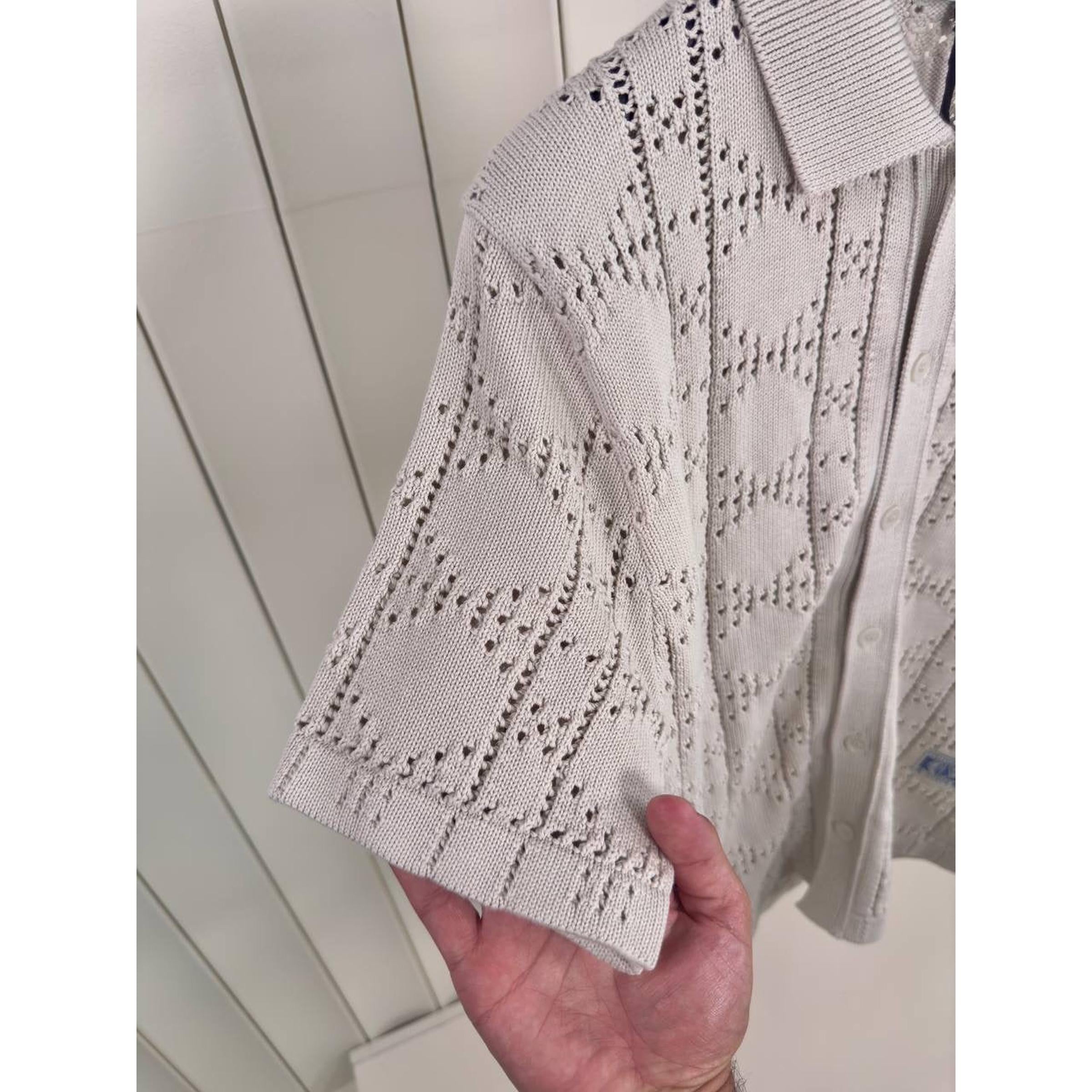 Bež pletena polo majica