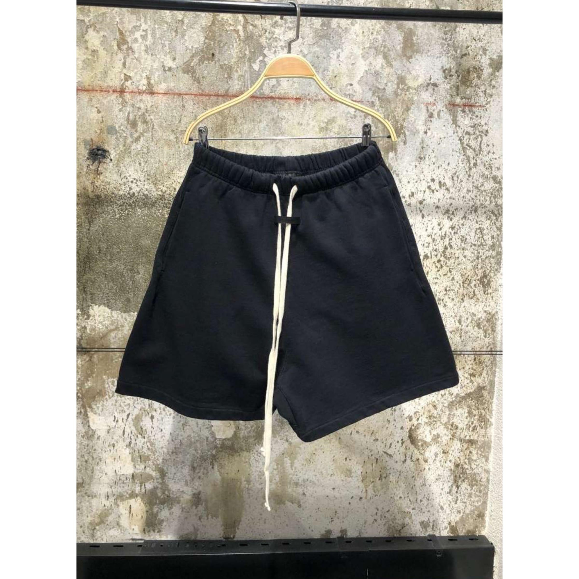 Černé bavlněné kraťasy