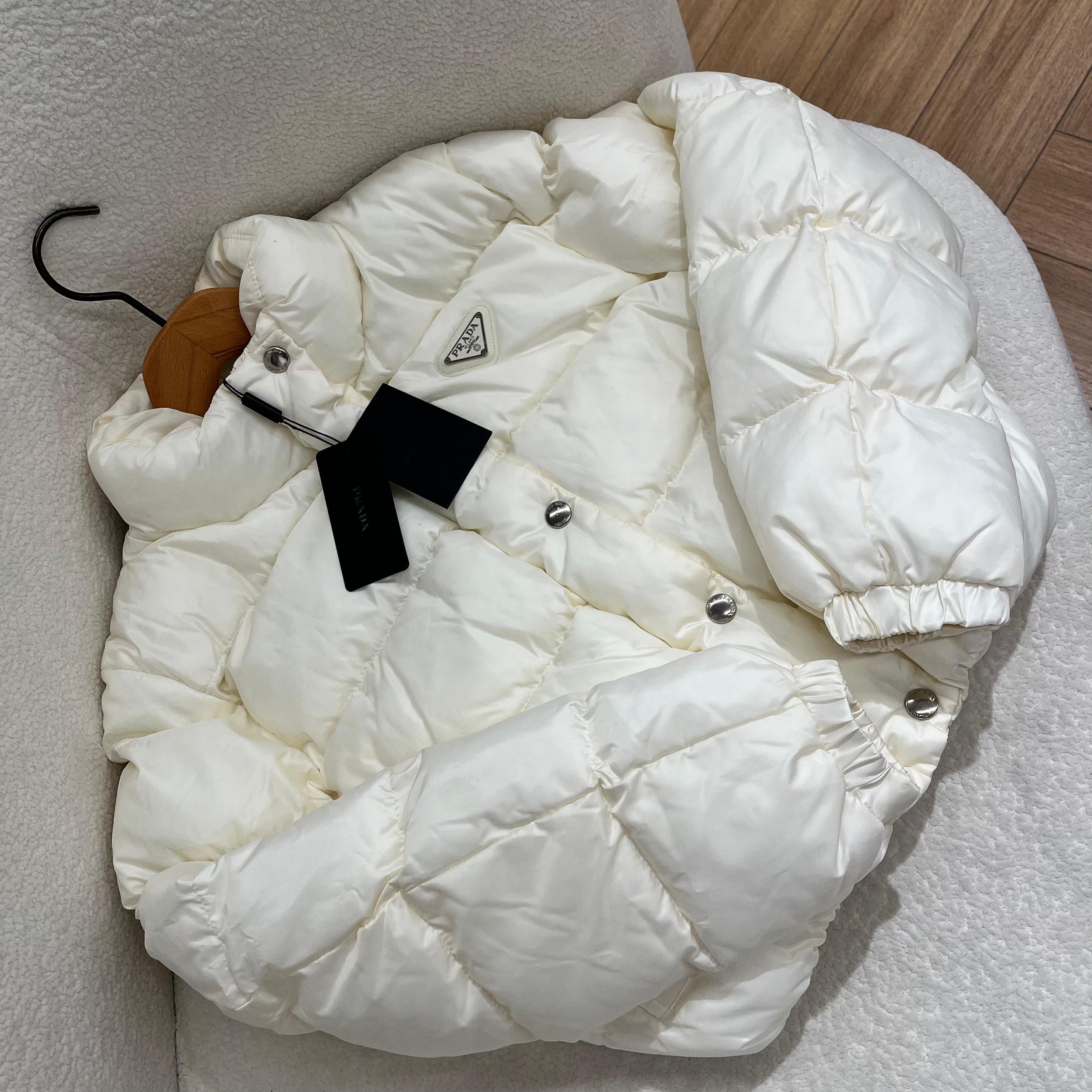 White Women Puffer Jacket