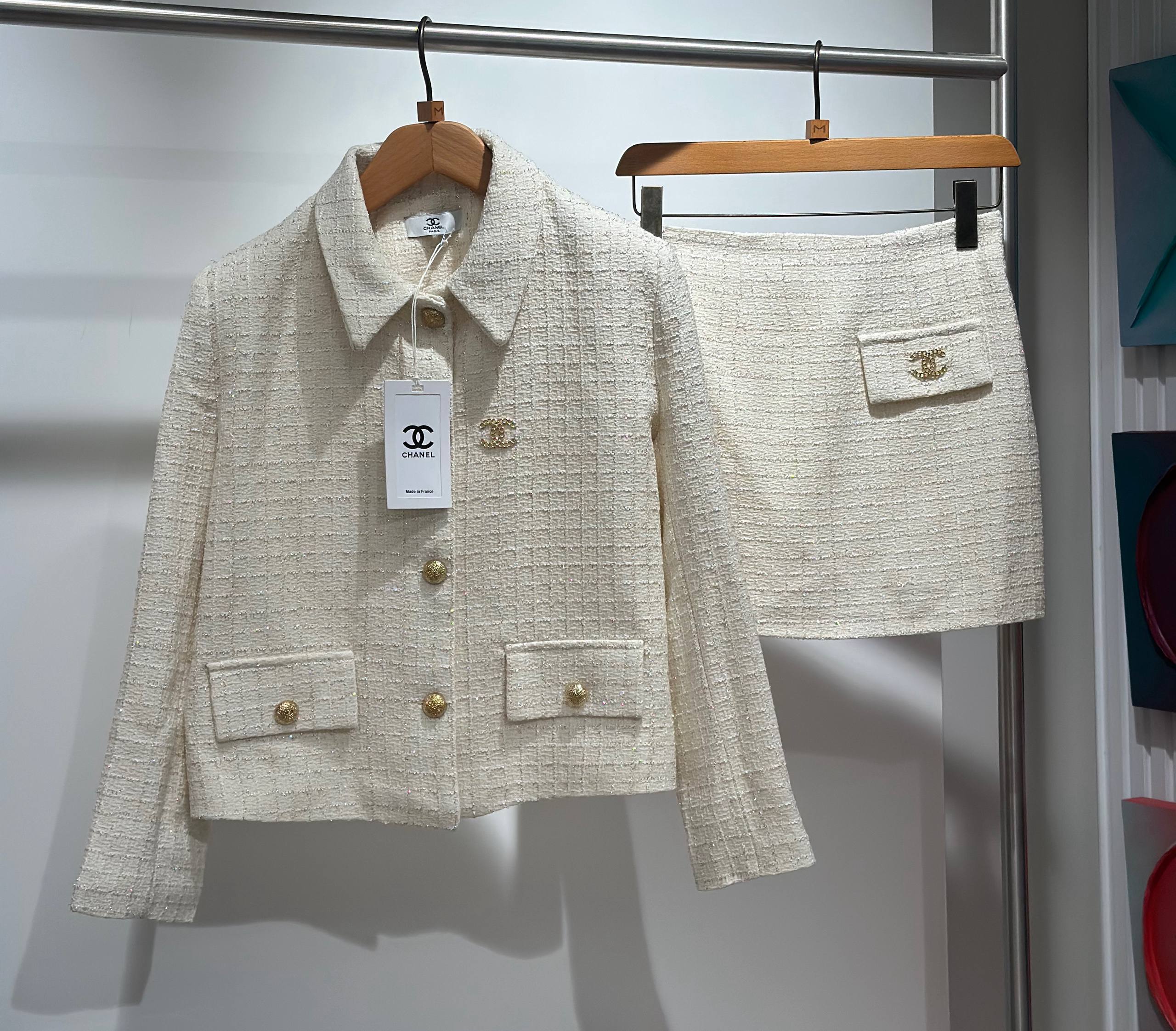 White Women Boucle Set