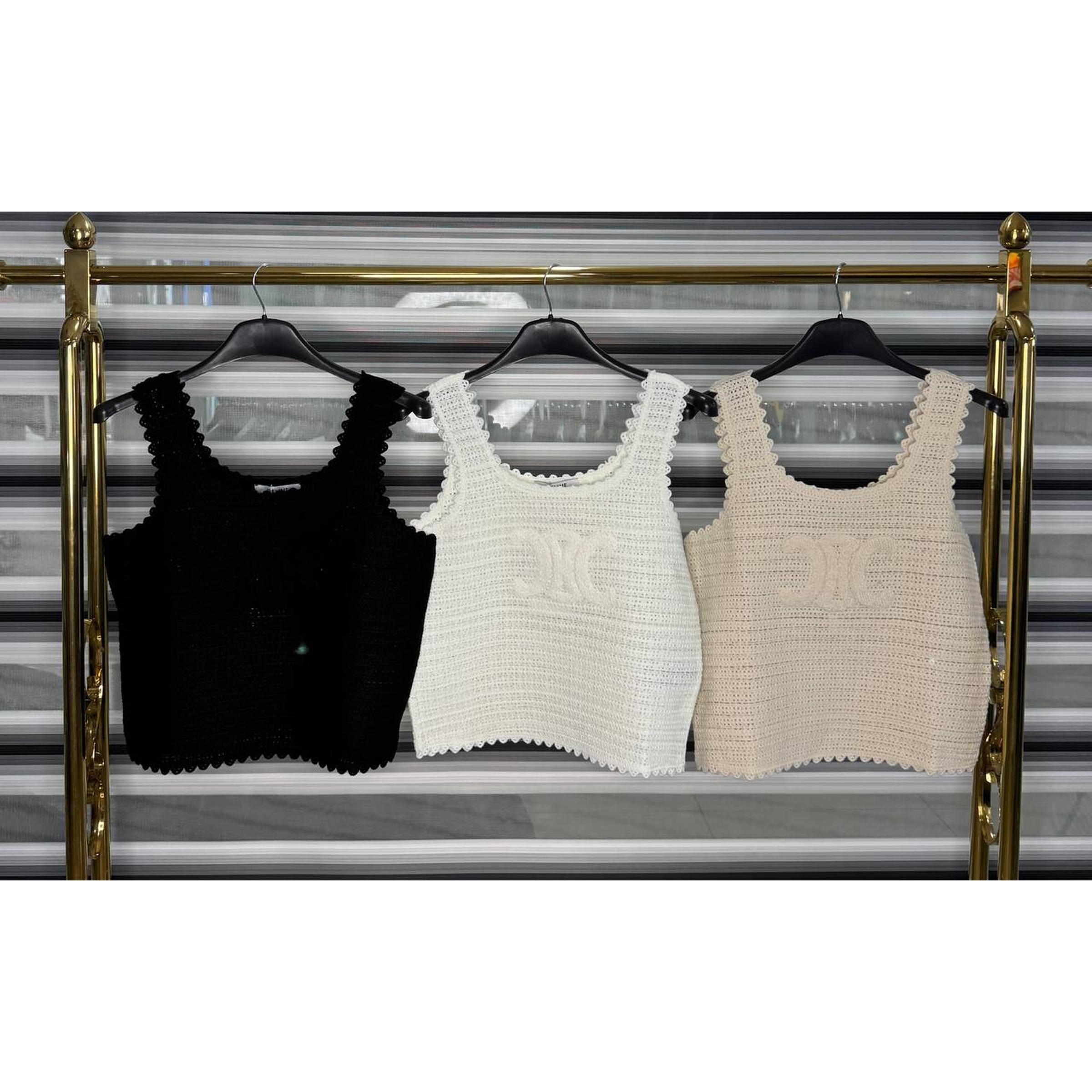 Pleteni top bež boje za žene