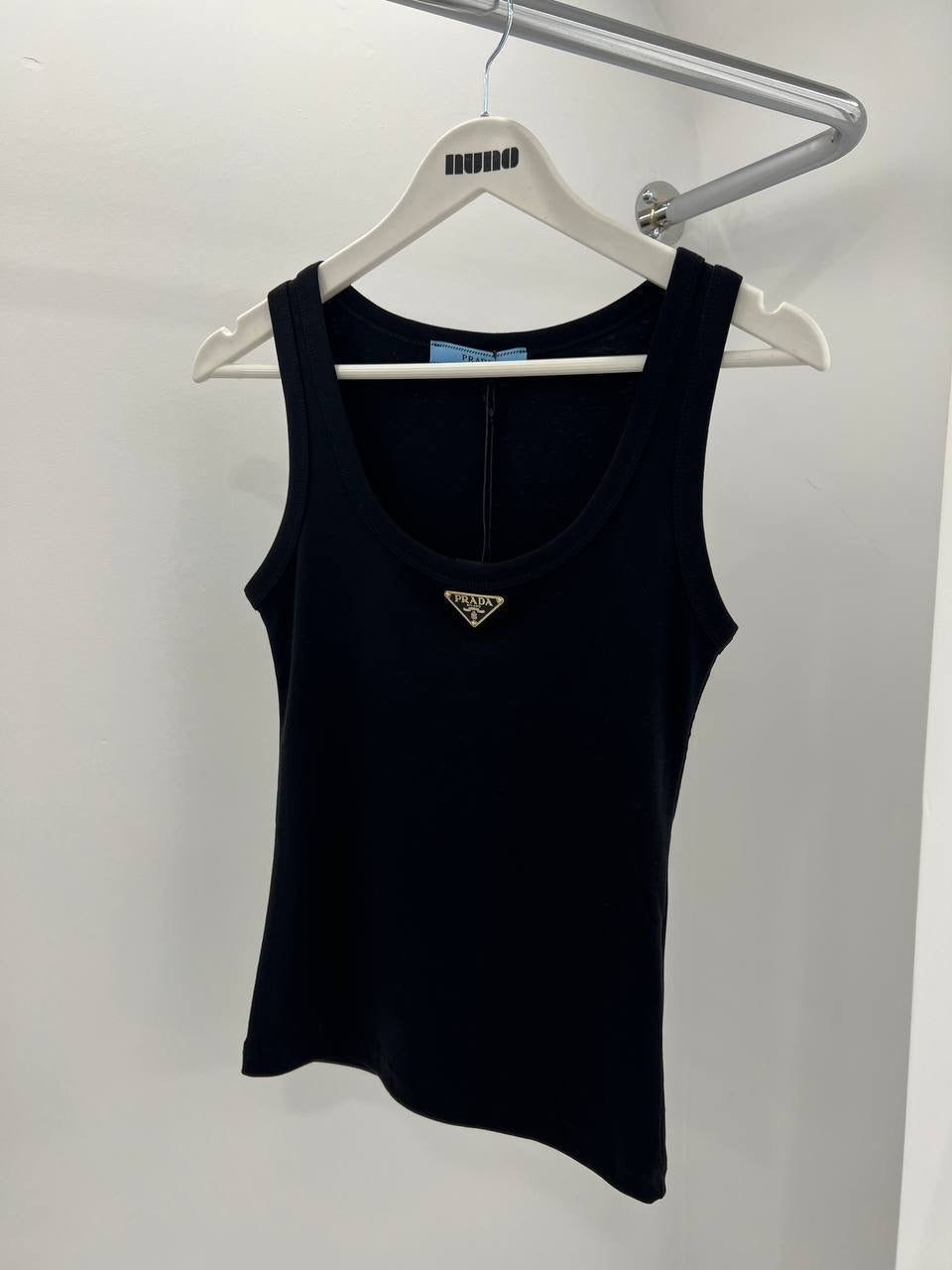 Black & White Top