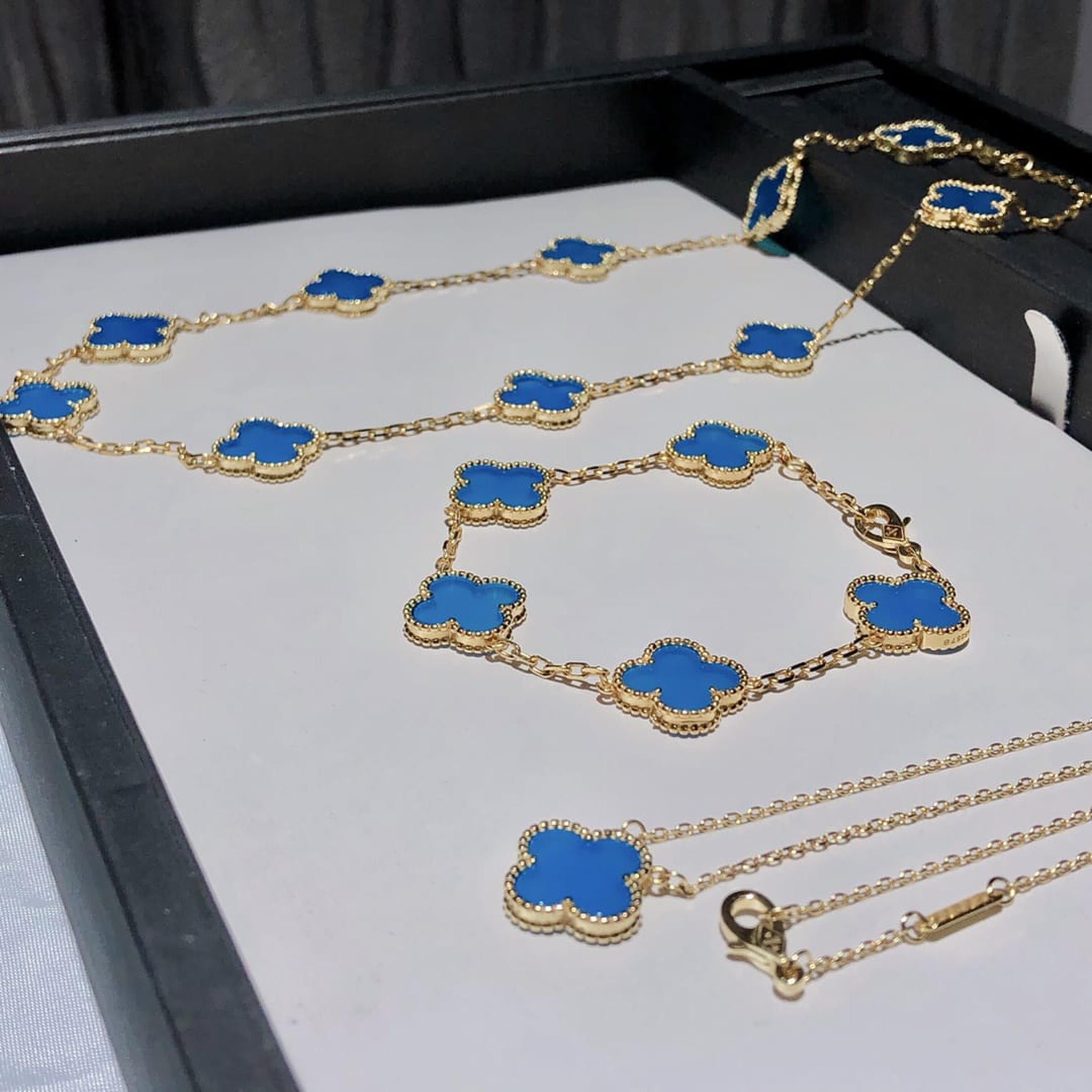 Gold Jewellery Gift Set (Box and Bag included)