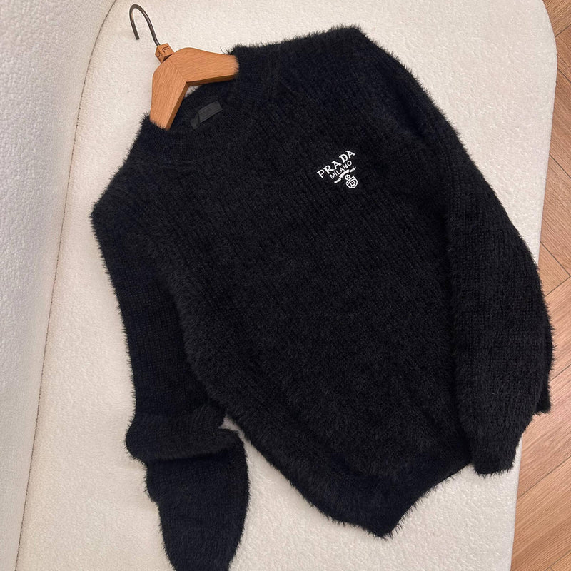 Women Knitted Warm Sweater in 2 Colors