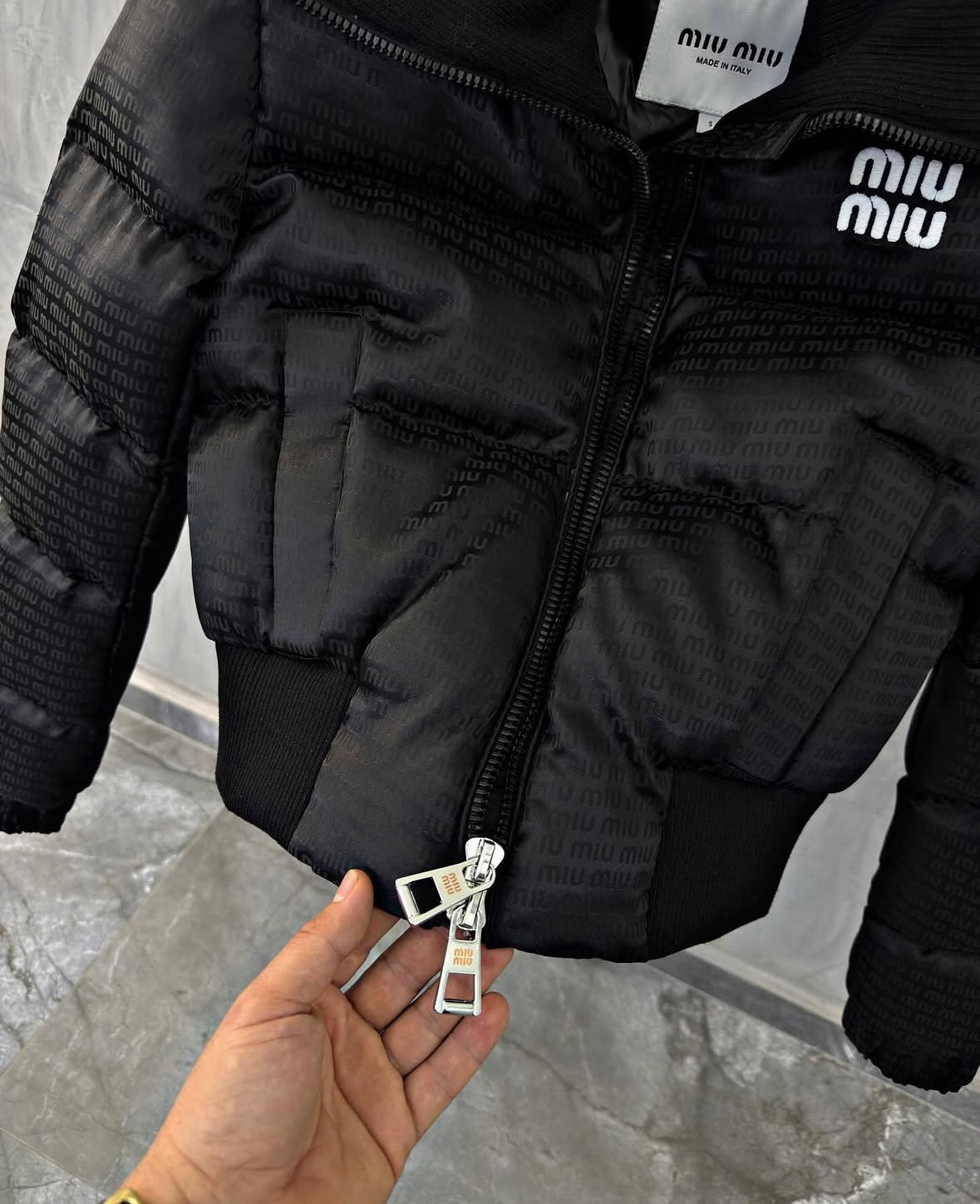 Black Women Short Puffer Jacket