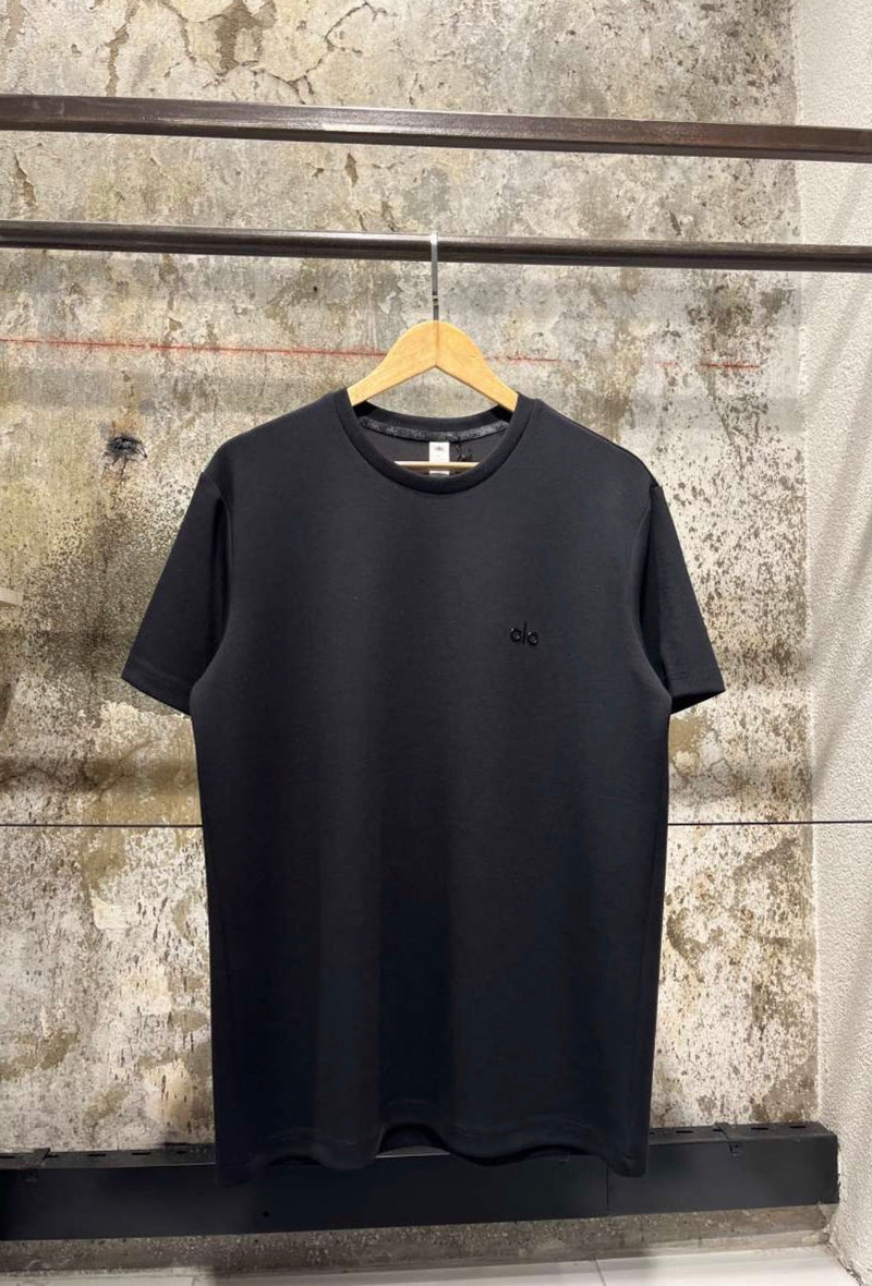 Black T-shirt