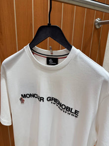 White T-shirt