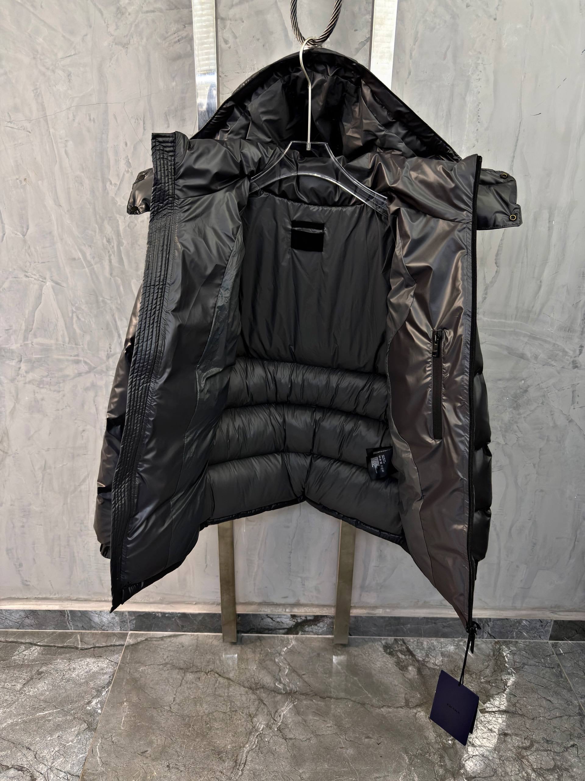 Puffer Jacket with Goose Feathers