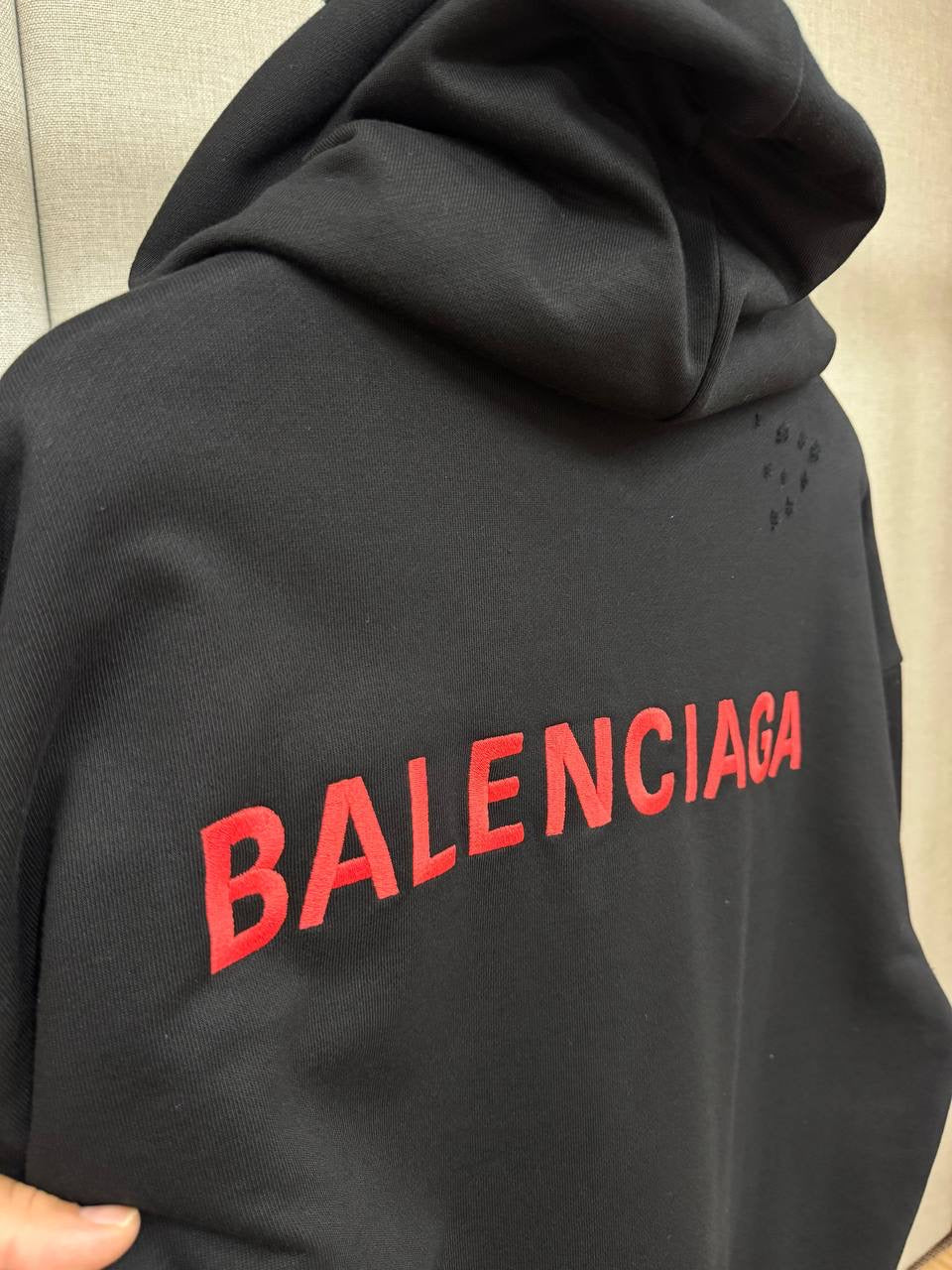 Black Sweatshirt