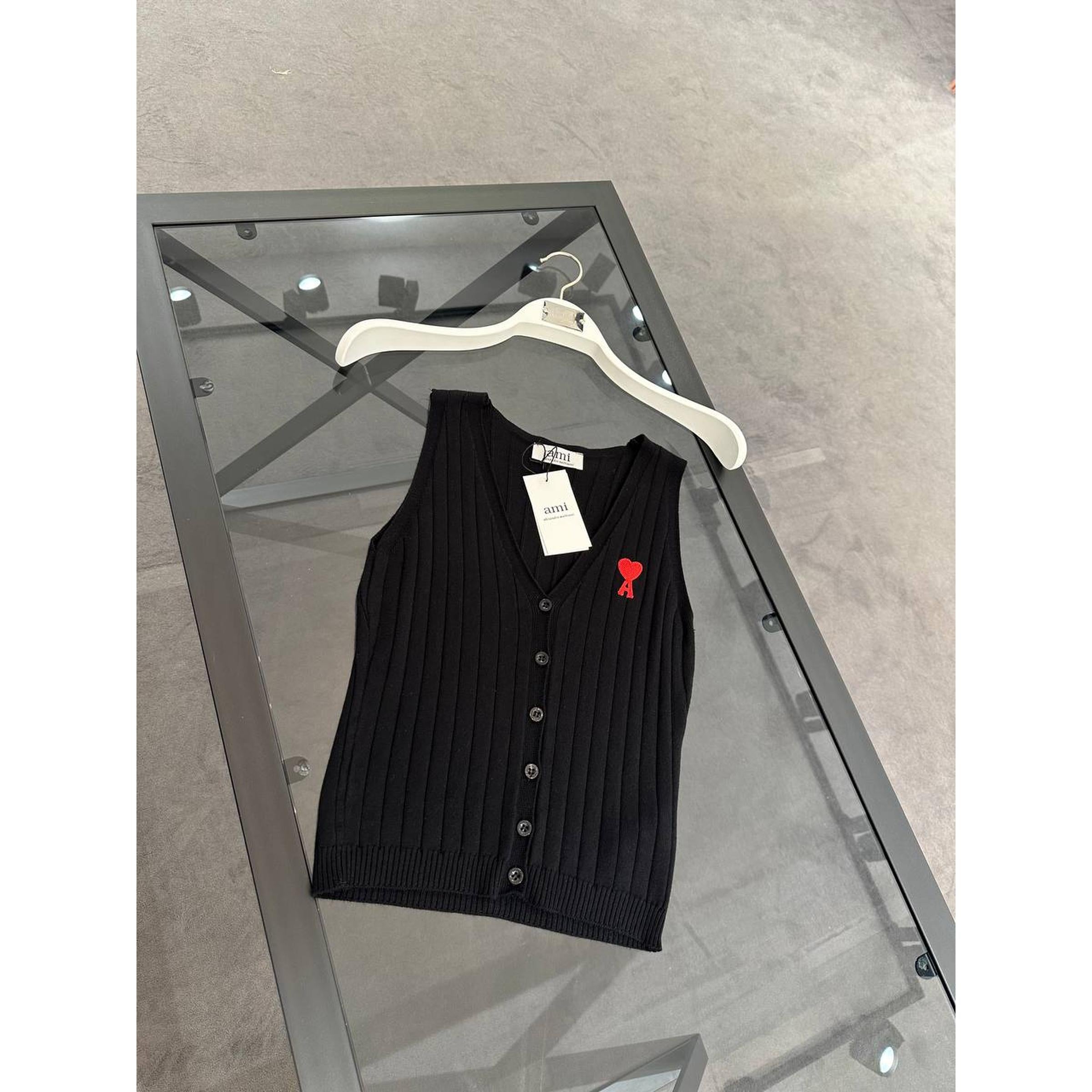 Black Women Knitted Top-Vest