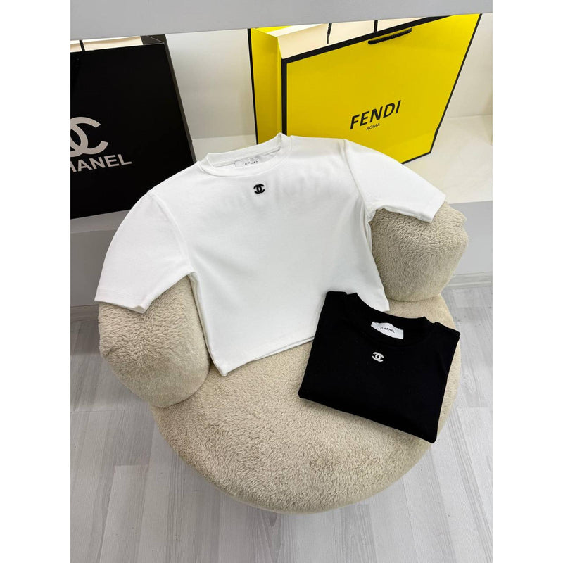 Women Crop T-shirt in 2 Colors