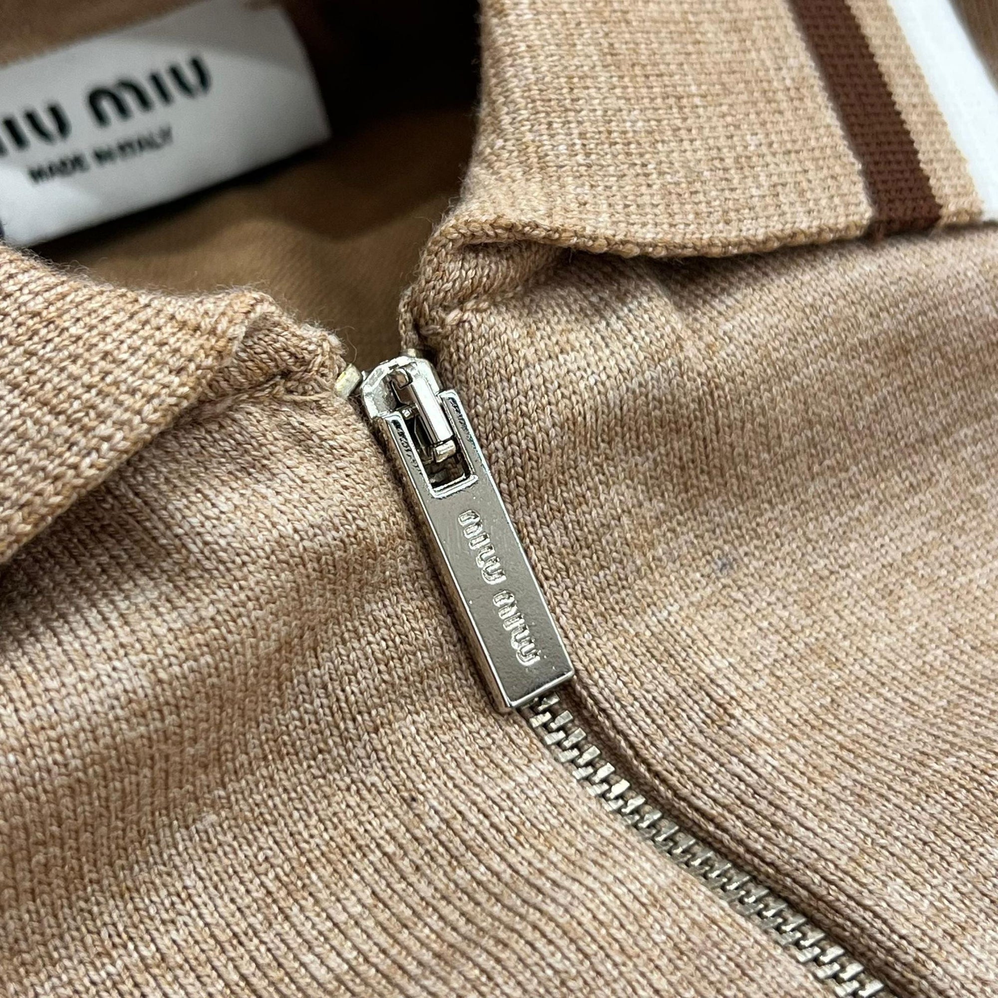 Beige Women Knitted Zipper Set in 2 Pieces