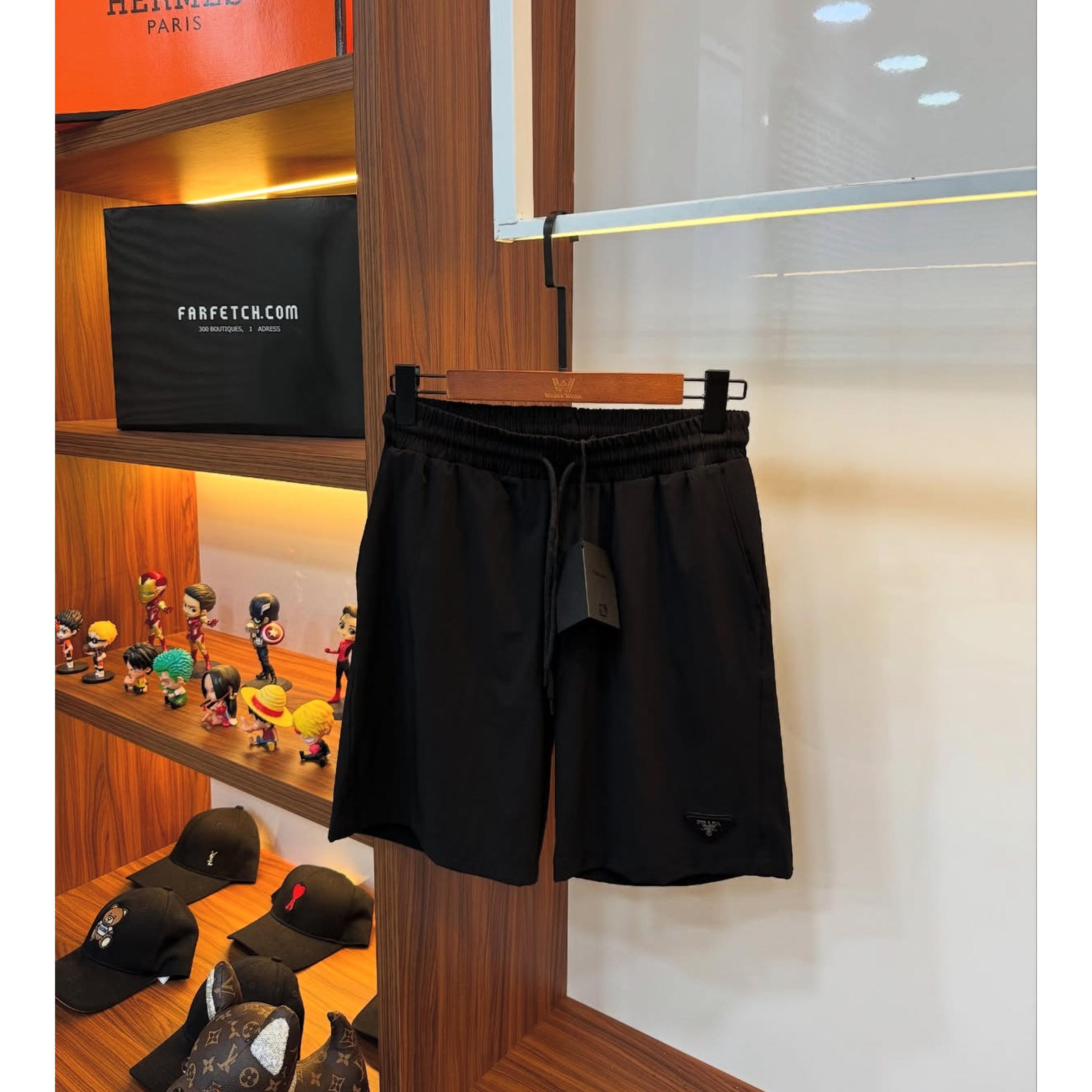 Black Cargo Set