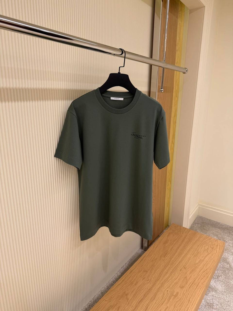 Oversized T-shirt in 2 Colors