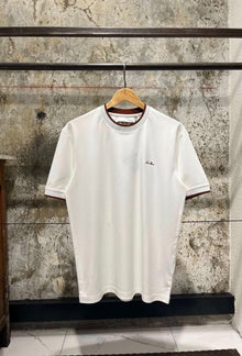 White T-shirt