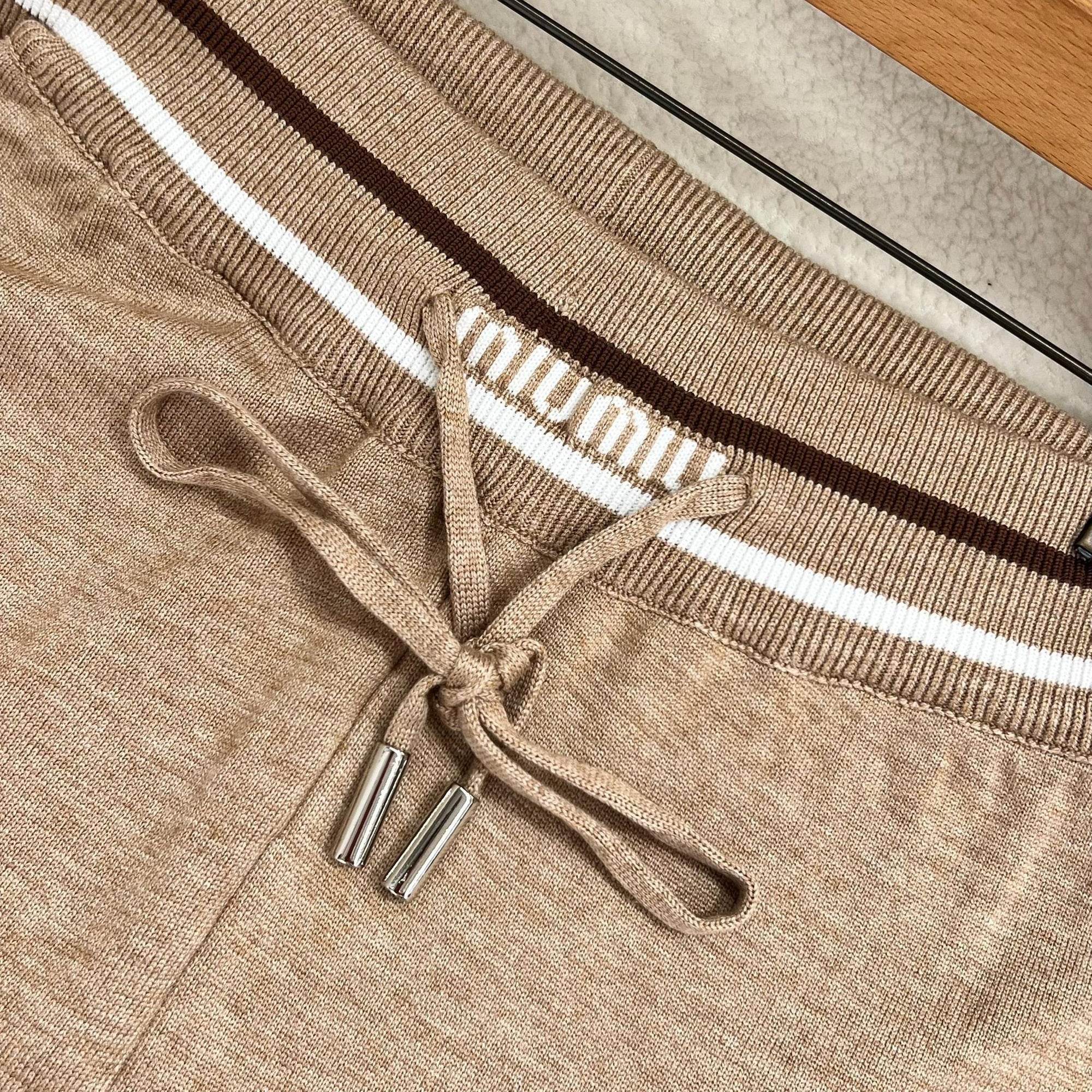 Beige Women Knitted Zipper Set in 2 Pieces