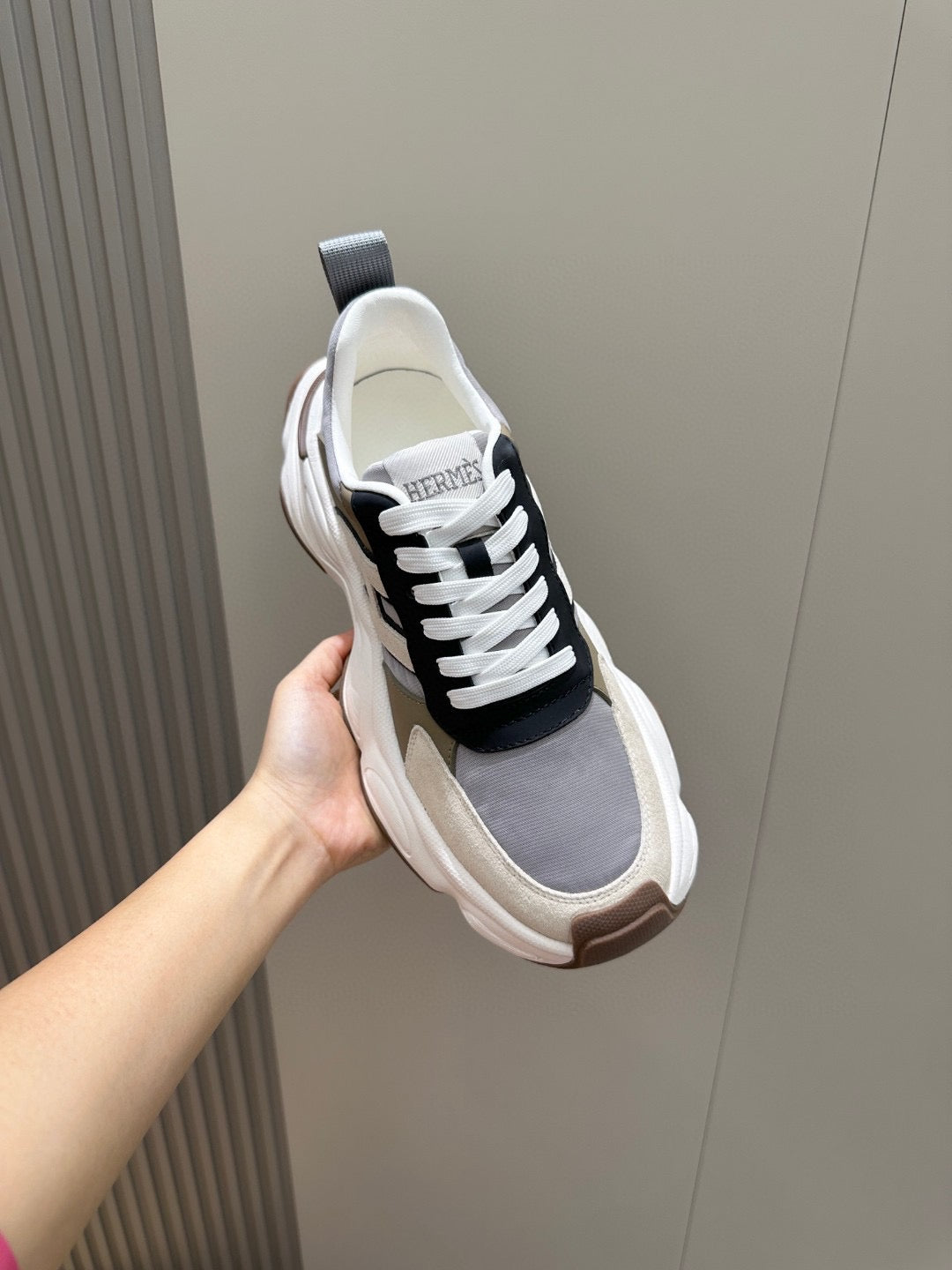 Men Sneakers in White and Brown