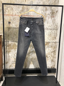 Black Jeans