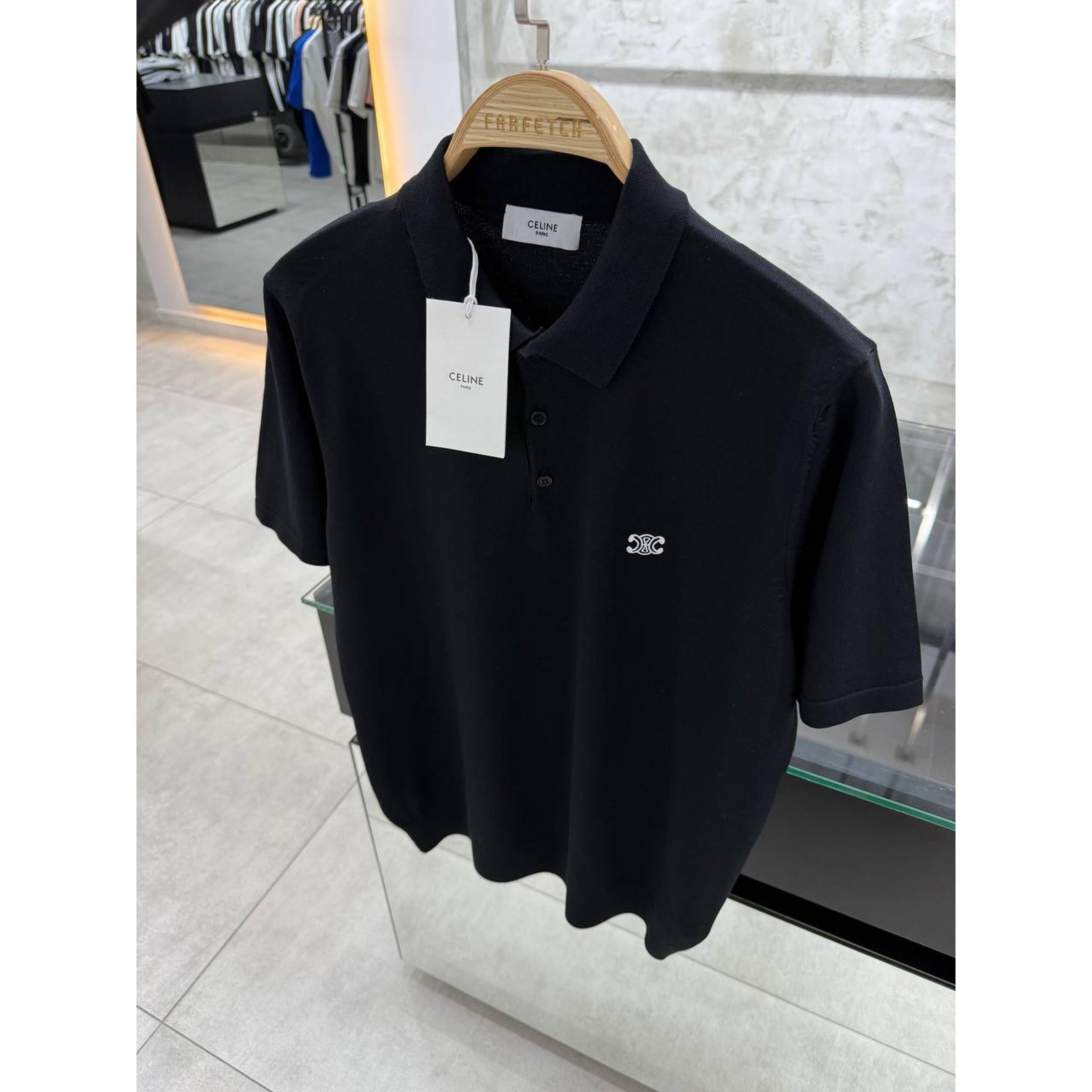 Černé polo tričko