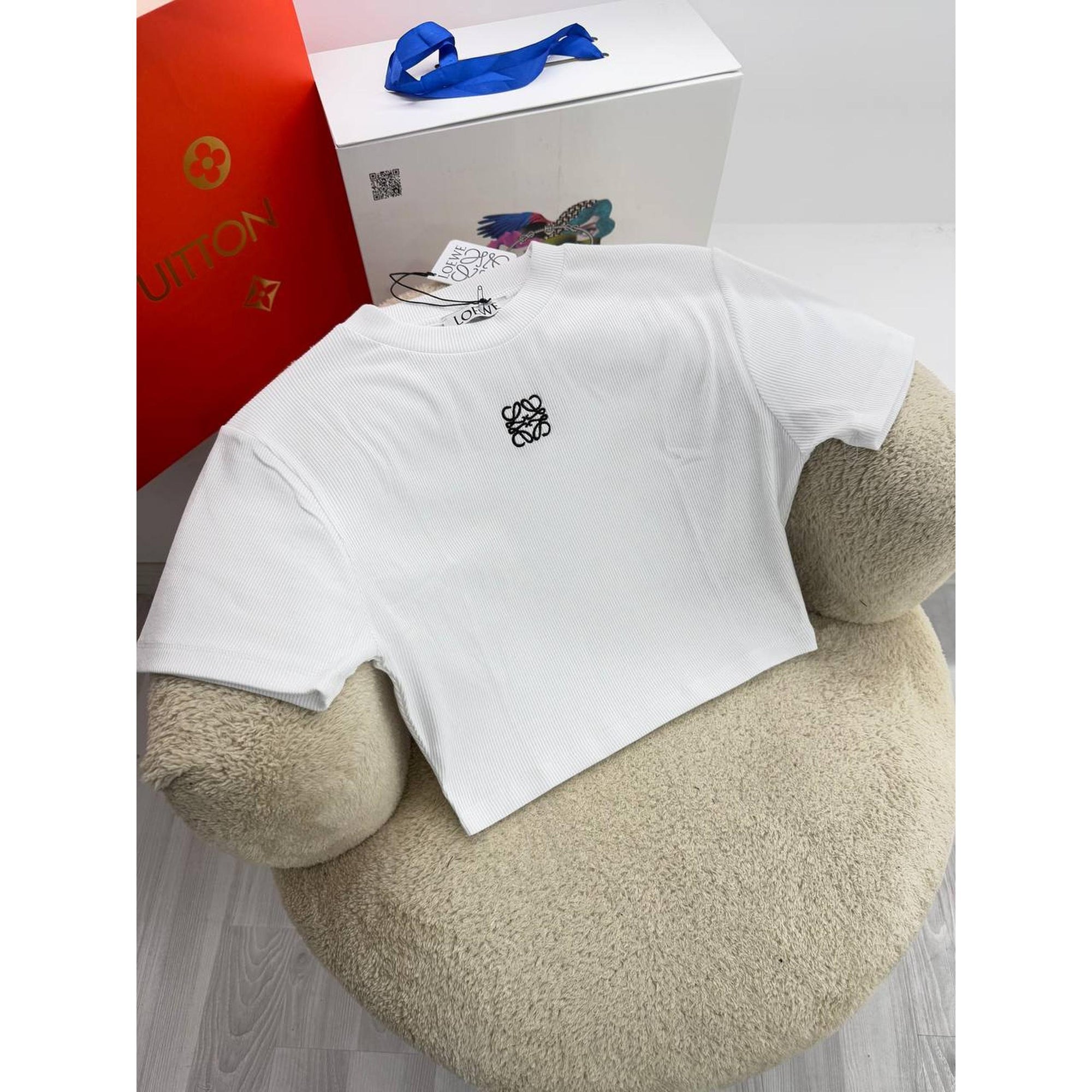 Černobílý dámský crop top
