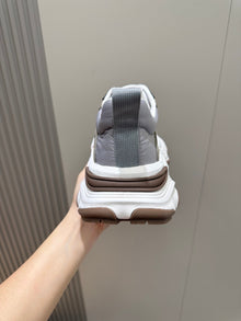 Men Sneakers in White and Brown