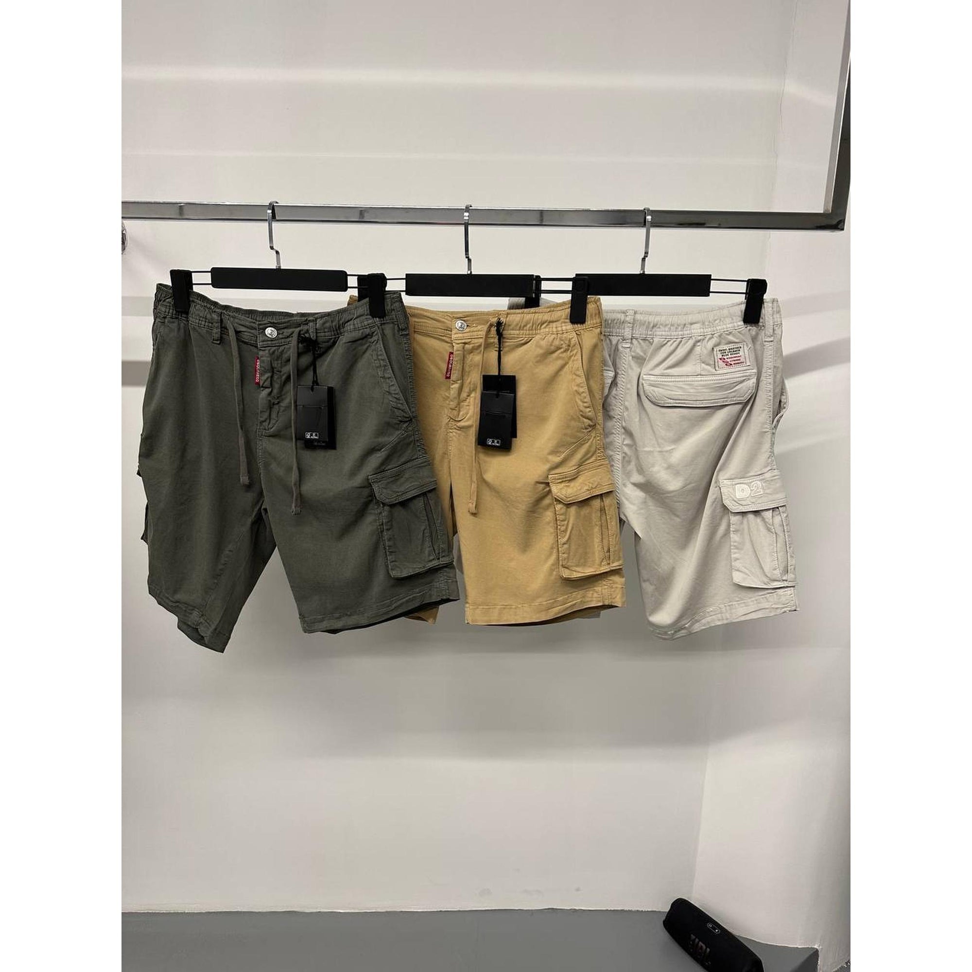 Tamnosive kargo kratke hlače