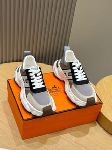Men Sneakers in White and Brown