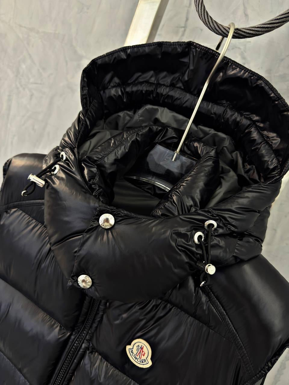 Black Maya Vest