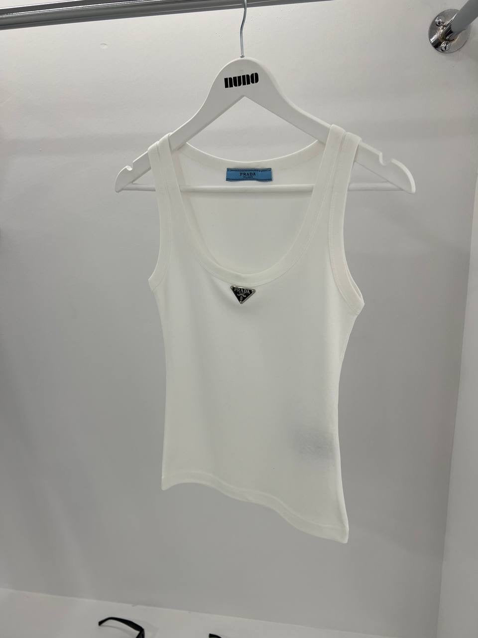Black & White Top