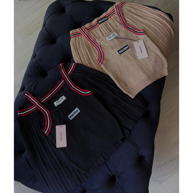 Women Knitted Set in 3 Colors